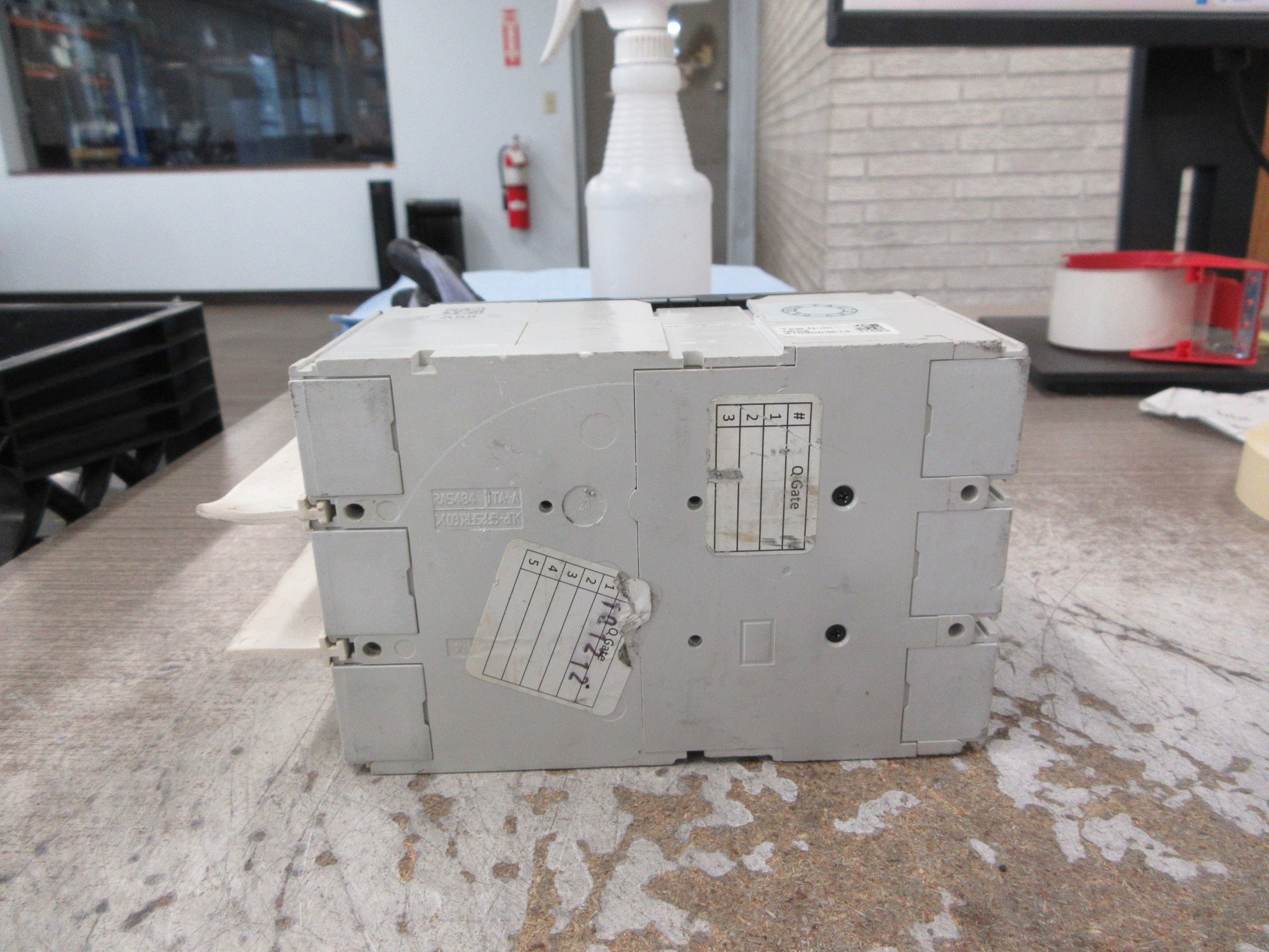 ABB SACE Tmax Circuit Breaker XT4H 250 690V 250A 3P Used