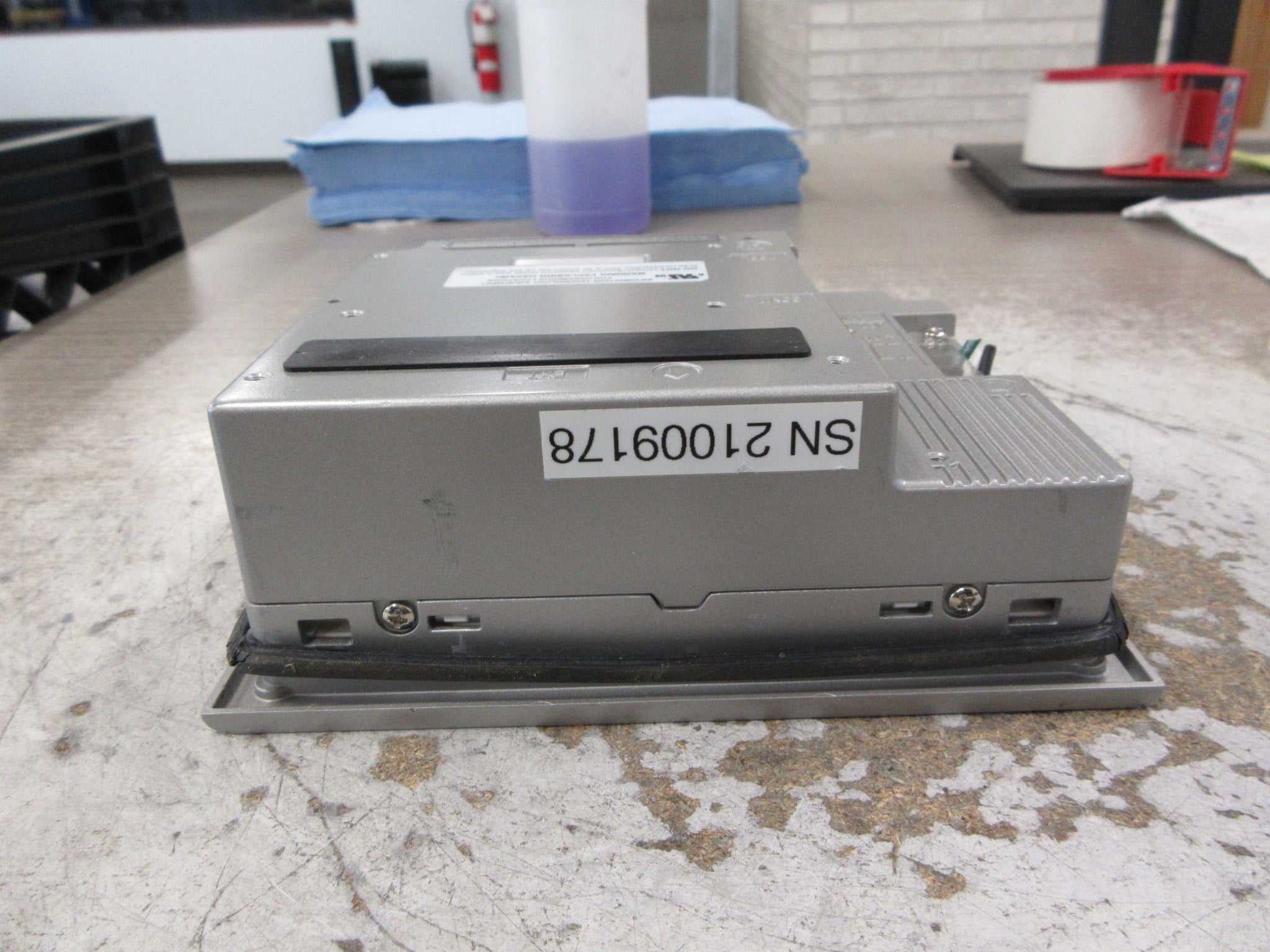 Digital Electrinics Corp. Pro-Face Industrial Touch Screen Panel Used