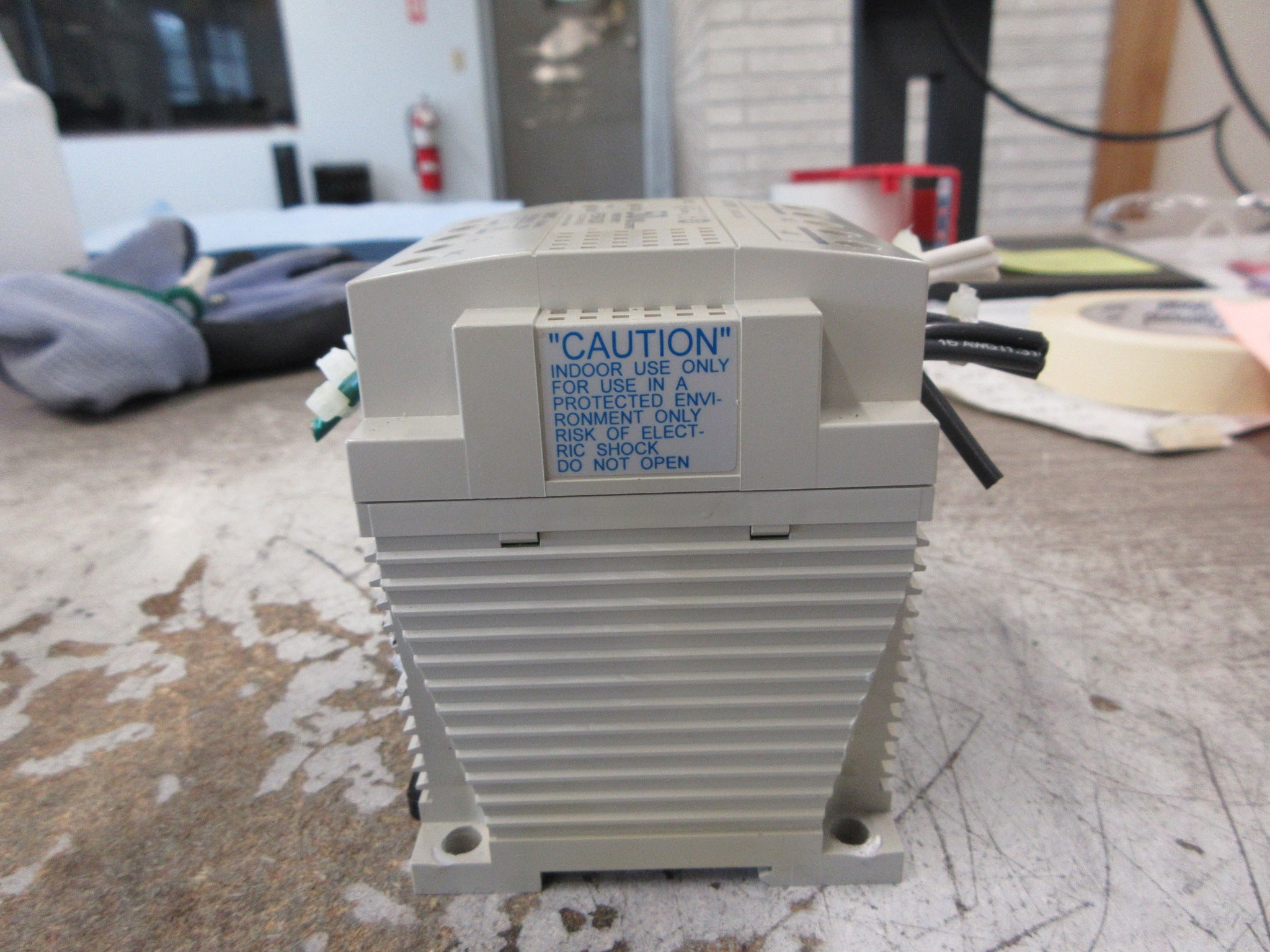 IDEC 50W Power Supply PS5R-D24 Input: 100-240VAC 1.15A Output: 24VDC 2.1A Used