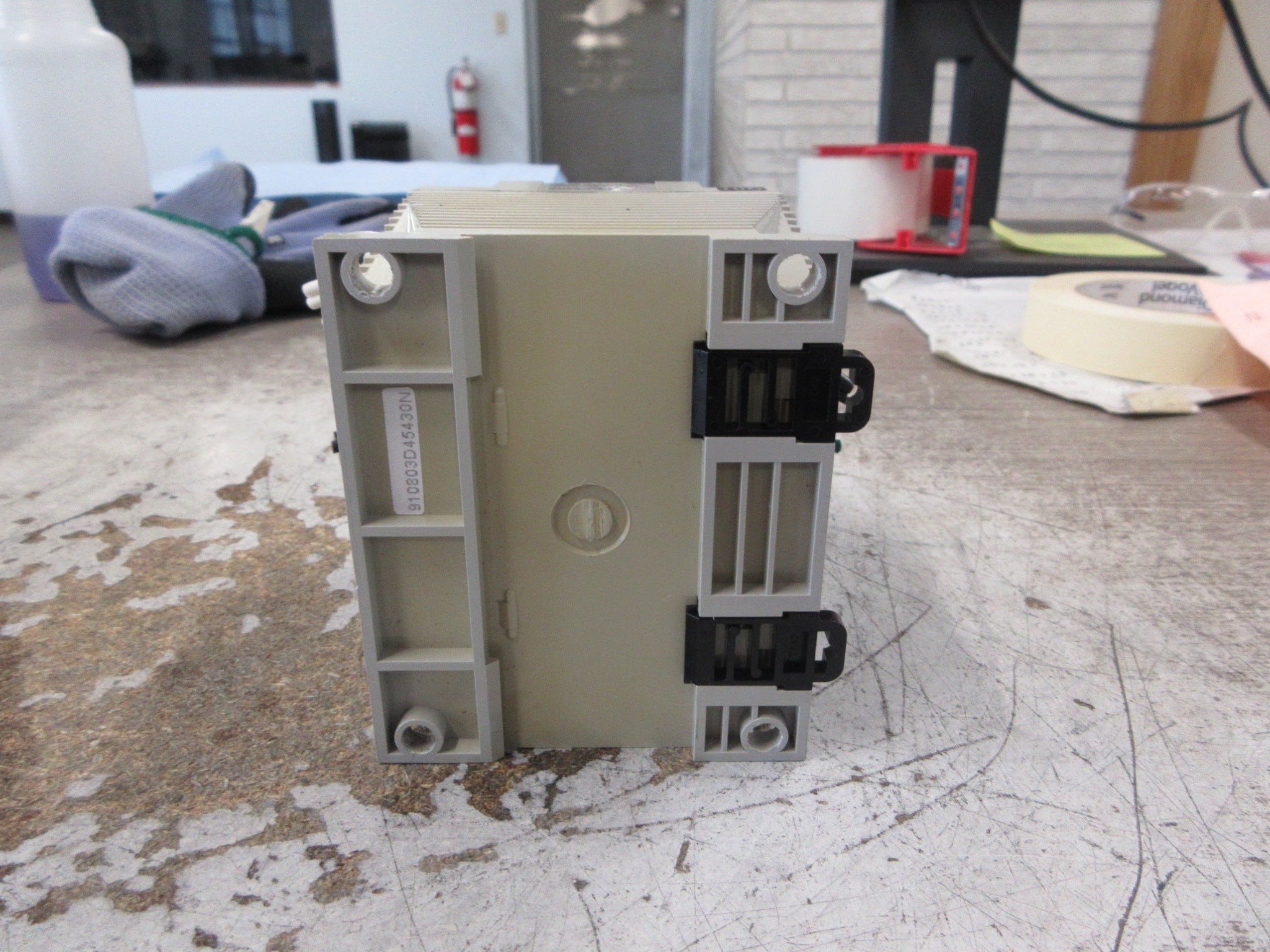 IDEC 50W Power Supply PS5R-D24 Input: 100-240VAC 1.15A Output: 24VDC 2.1A Used