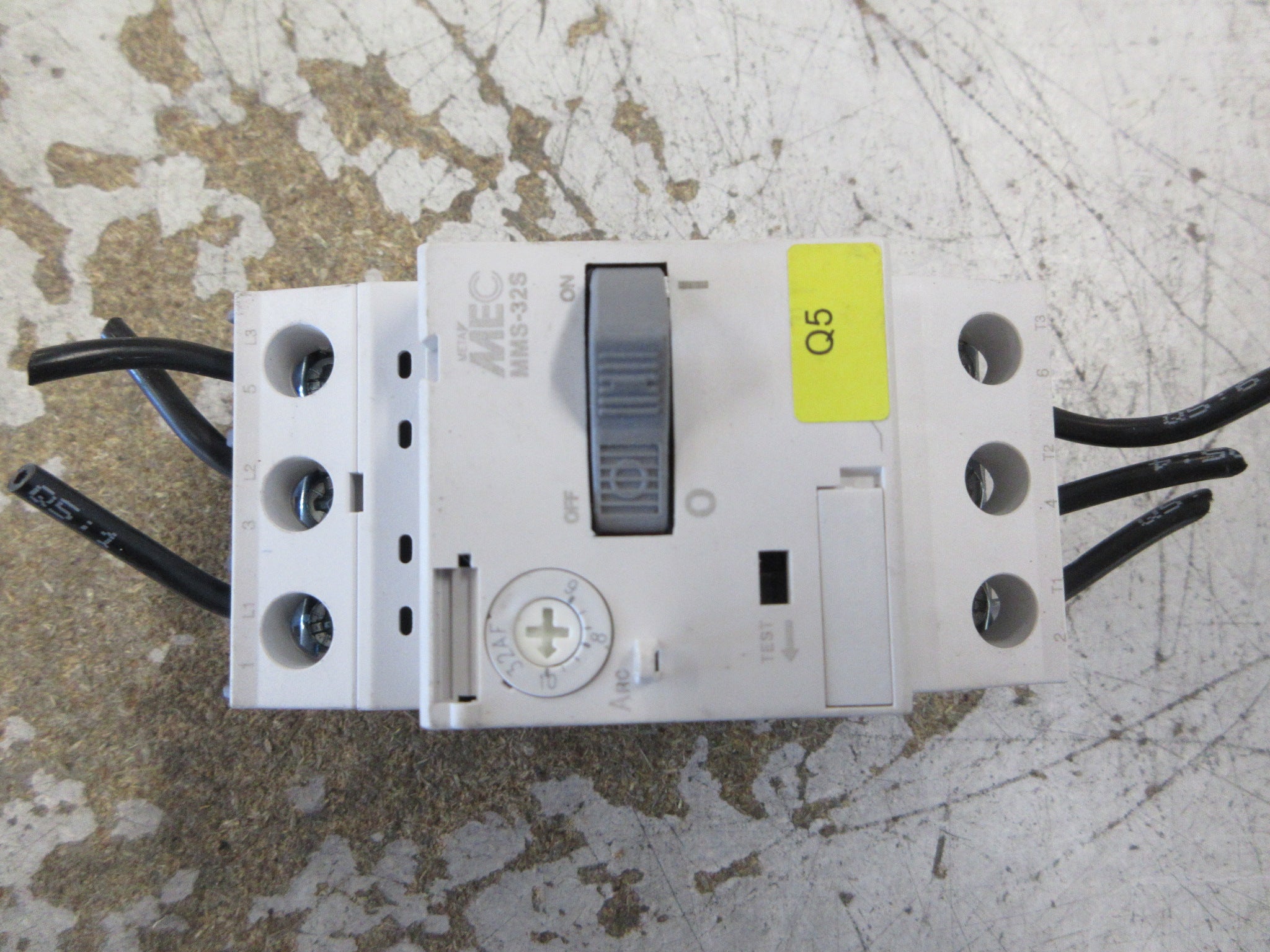 LS Meta MEC Manual Starter MMS-32S Trip: 6-10A *No Trip Cover* Used