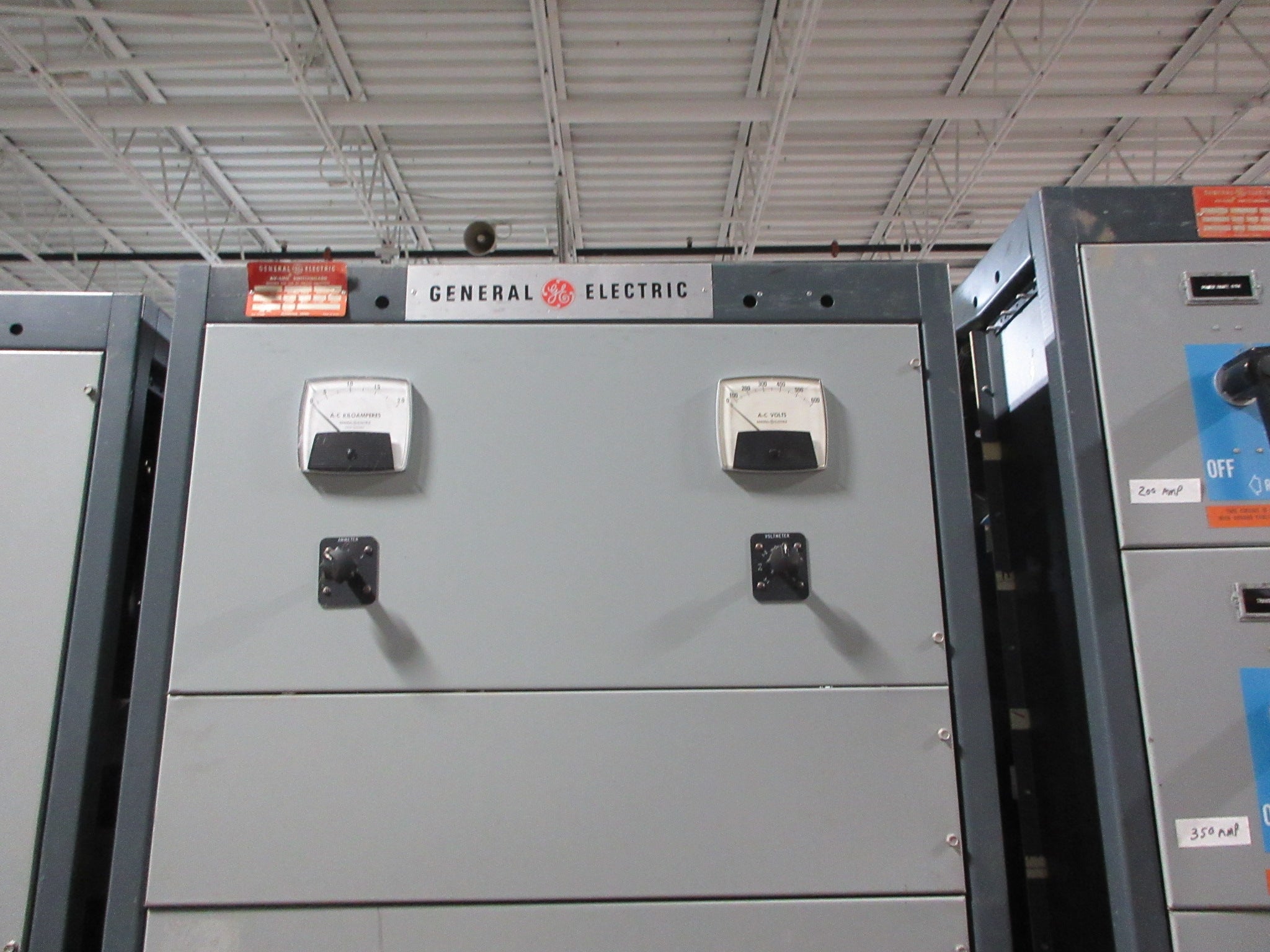 GE AV-Line Switchgear Lineup AC/2A 2000A 277/480V 3Ph 4W 60Hz Used