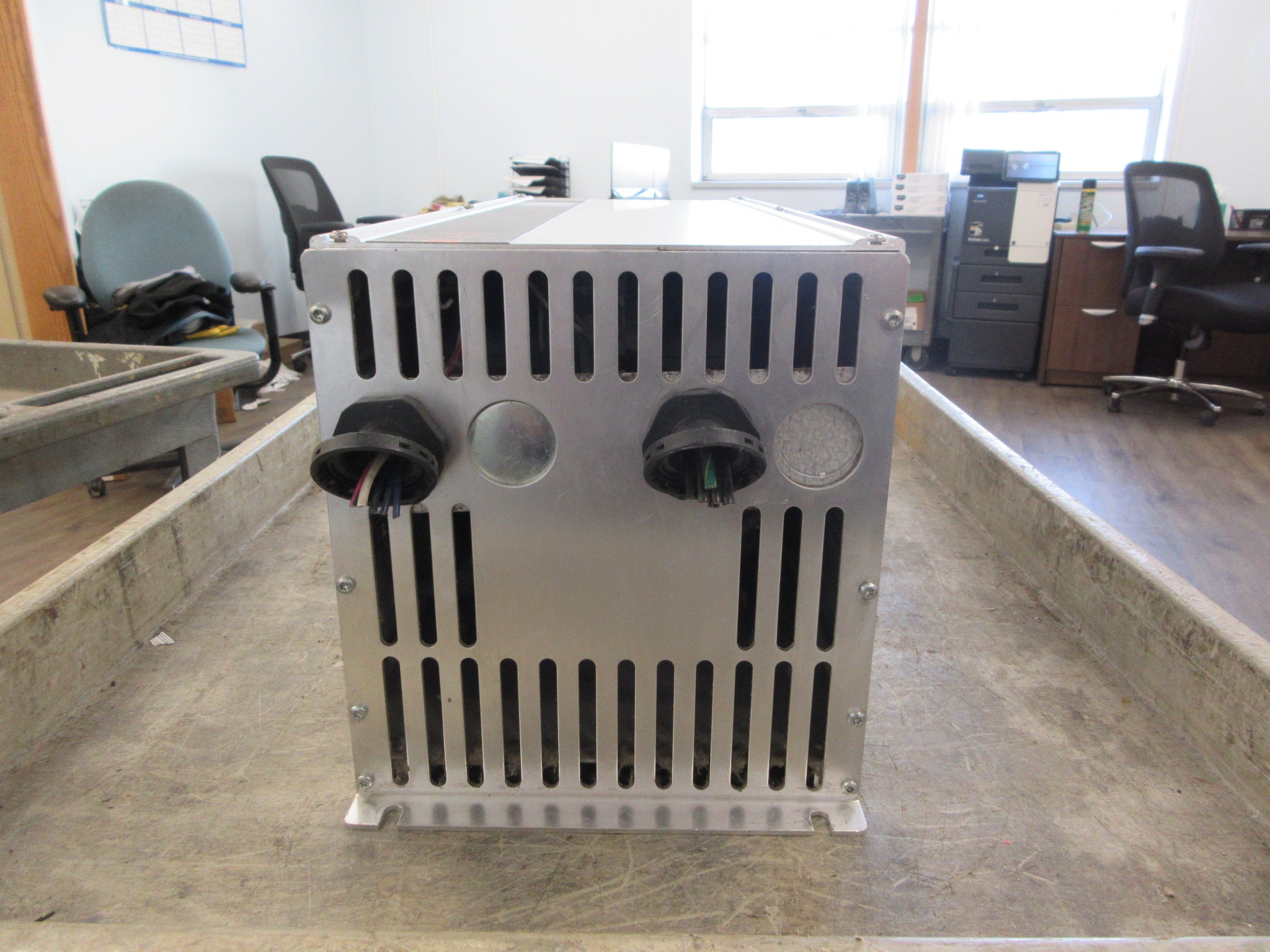 Graham VLT 3516 AC Drive 175H7351 15HP 3Ph Used