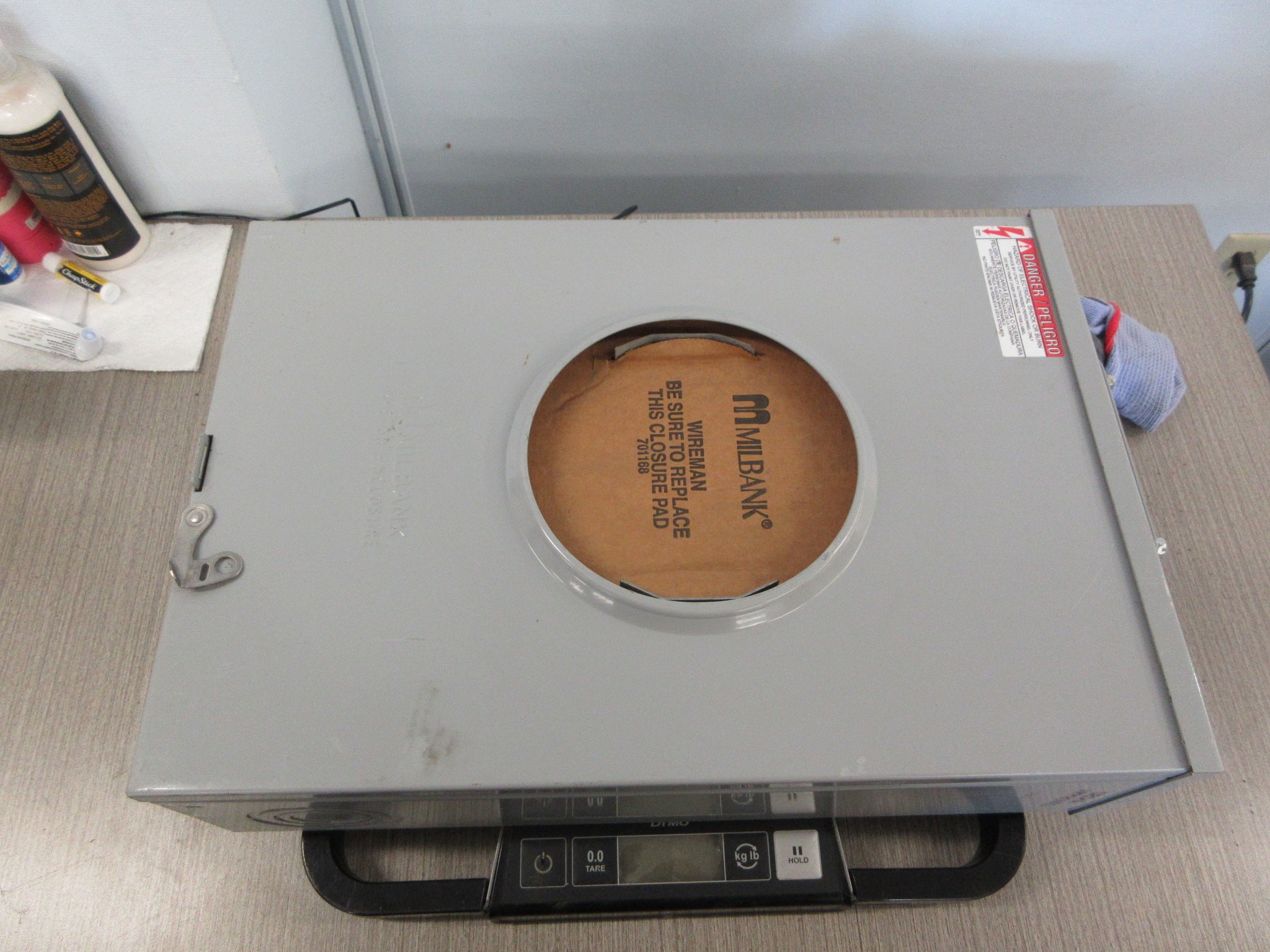 Milbank 3R Meter Socket 9700L 200A 600V 3Ph 4W *No 3R Cap* Used