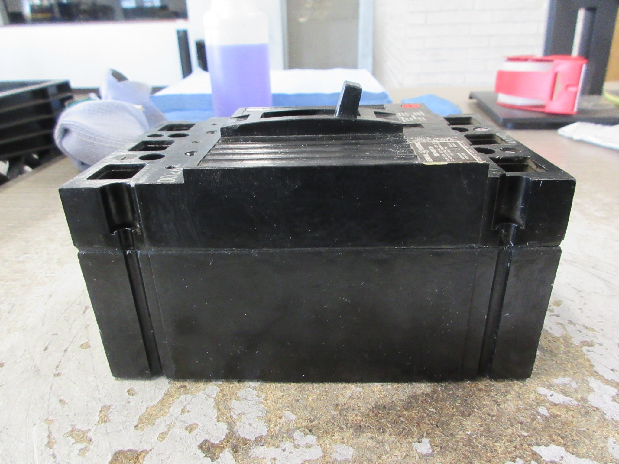 GE Circuit Breaker TED134125 125A 480V 3P Used