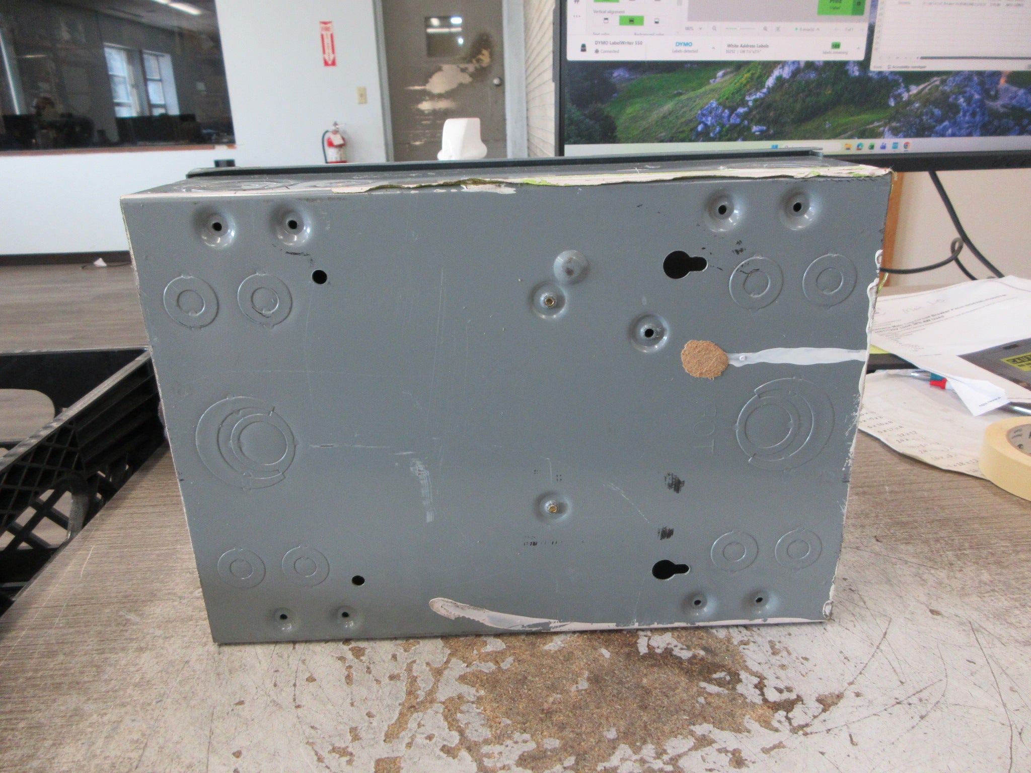 Homeline Main Lug Circuit Breaker Panel HOM6-12L100 Mains 100A Max Used