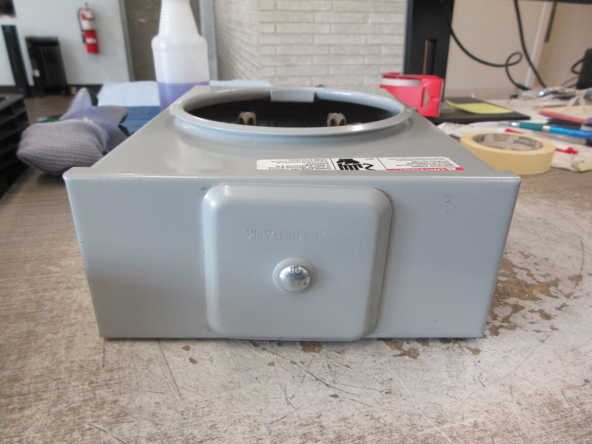 Milbank 3R Meter Socket U5929-XL-INS 100A 600V 1Ph 3W Used