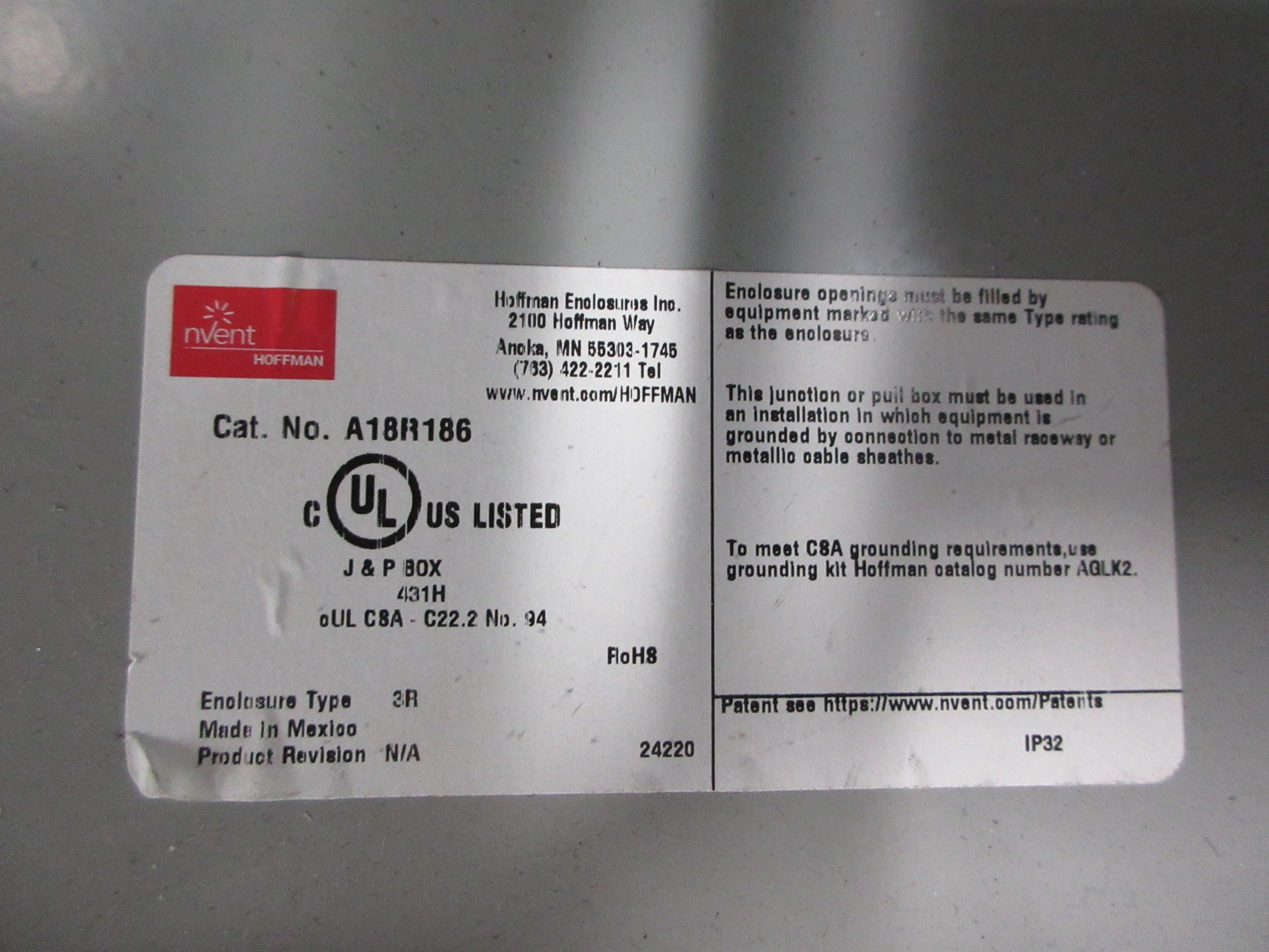 nVent Hoffmann 3R Enclosure A18R186 Size: 18"x18"x6" Used