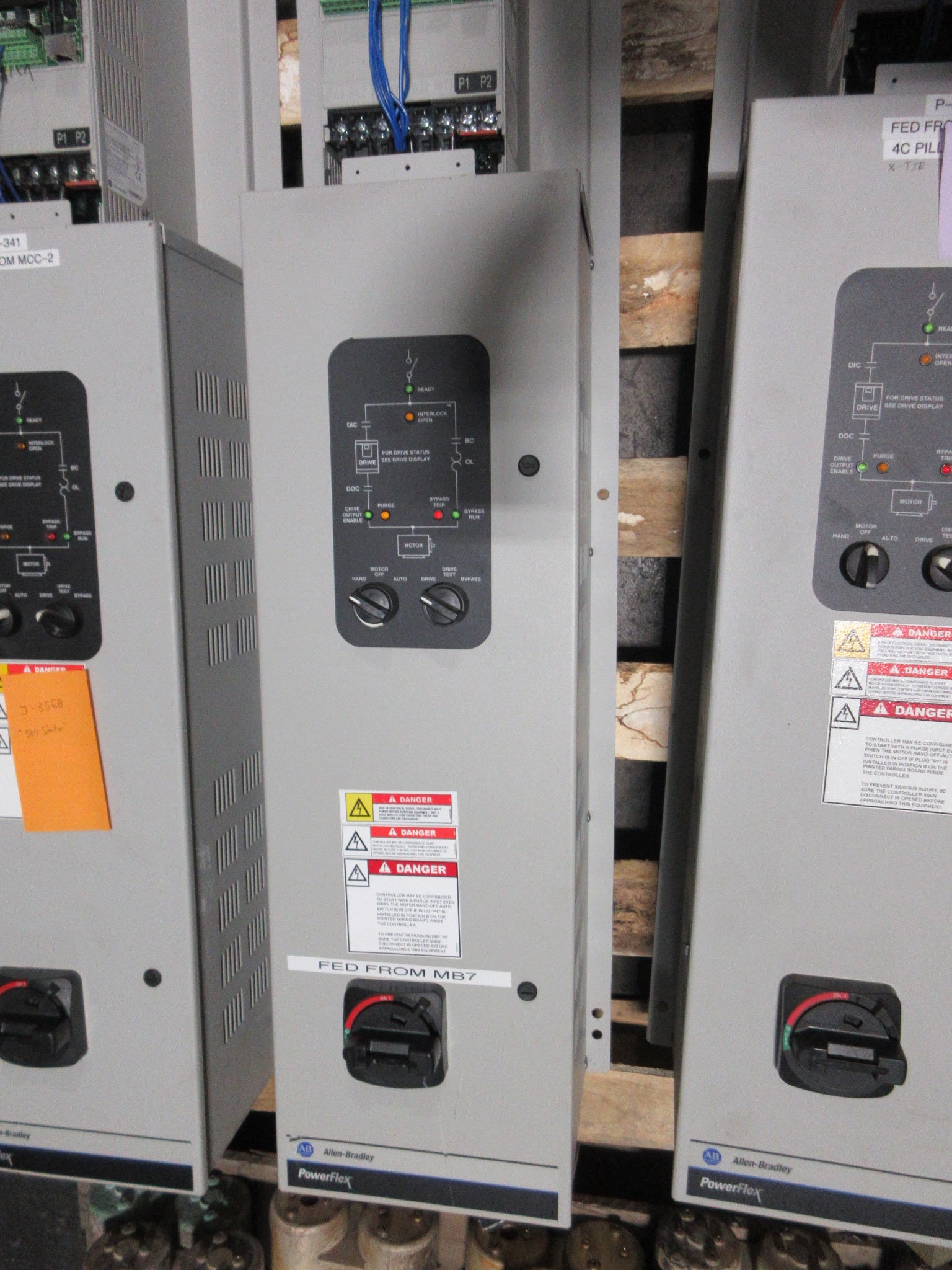 Allen-Bradley PowerFlex 400 AC Drive w/ Bypass 22C-D030N103 20HP 3Ph *No Cover*