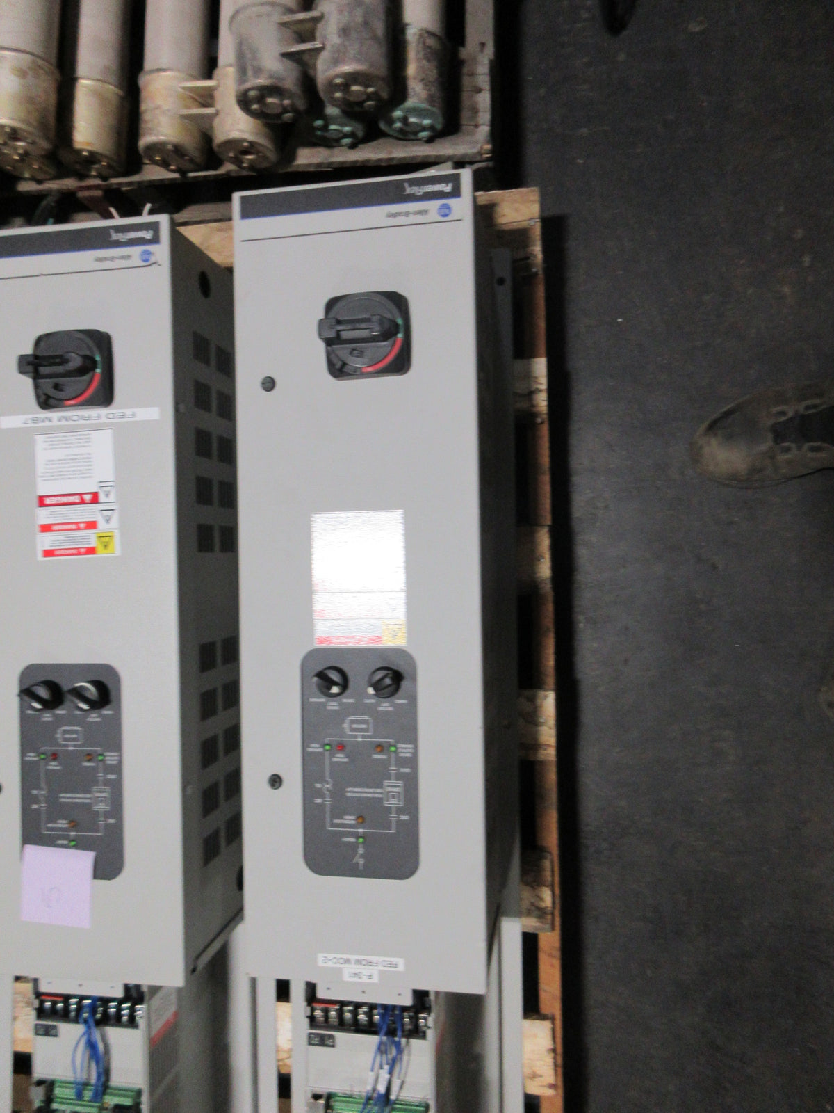 Allen-Bradley PowerFlex 400 AC Drive w/ Bypass 22C-D030N103 20HP 3Ph *No Cover*