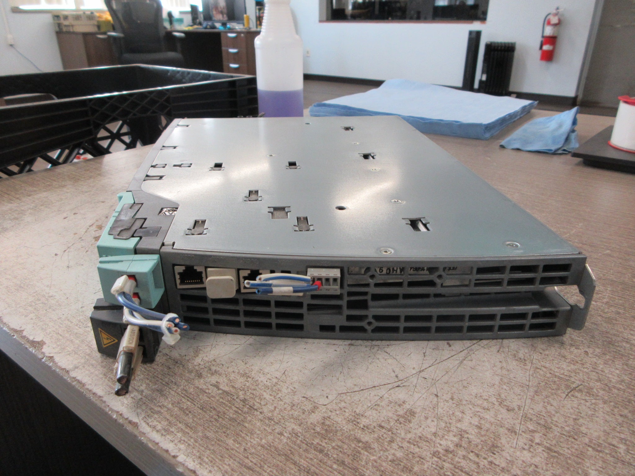 Siemens Single Motor Module 6SL3120-1TE21-8AA3 Ver. D Input: 600VDC Used