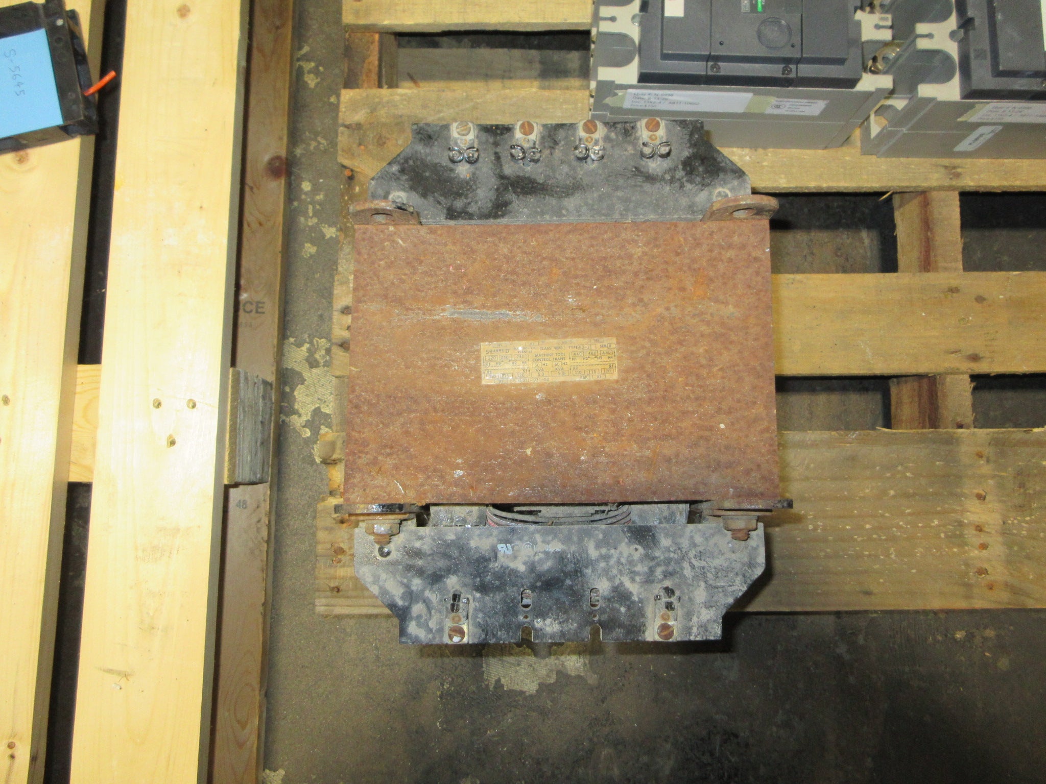 Square D Control Transformer 9070 EO-11 Ser. B 5KVA Pri: 240/480V Sec: 120V Used