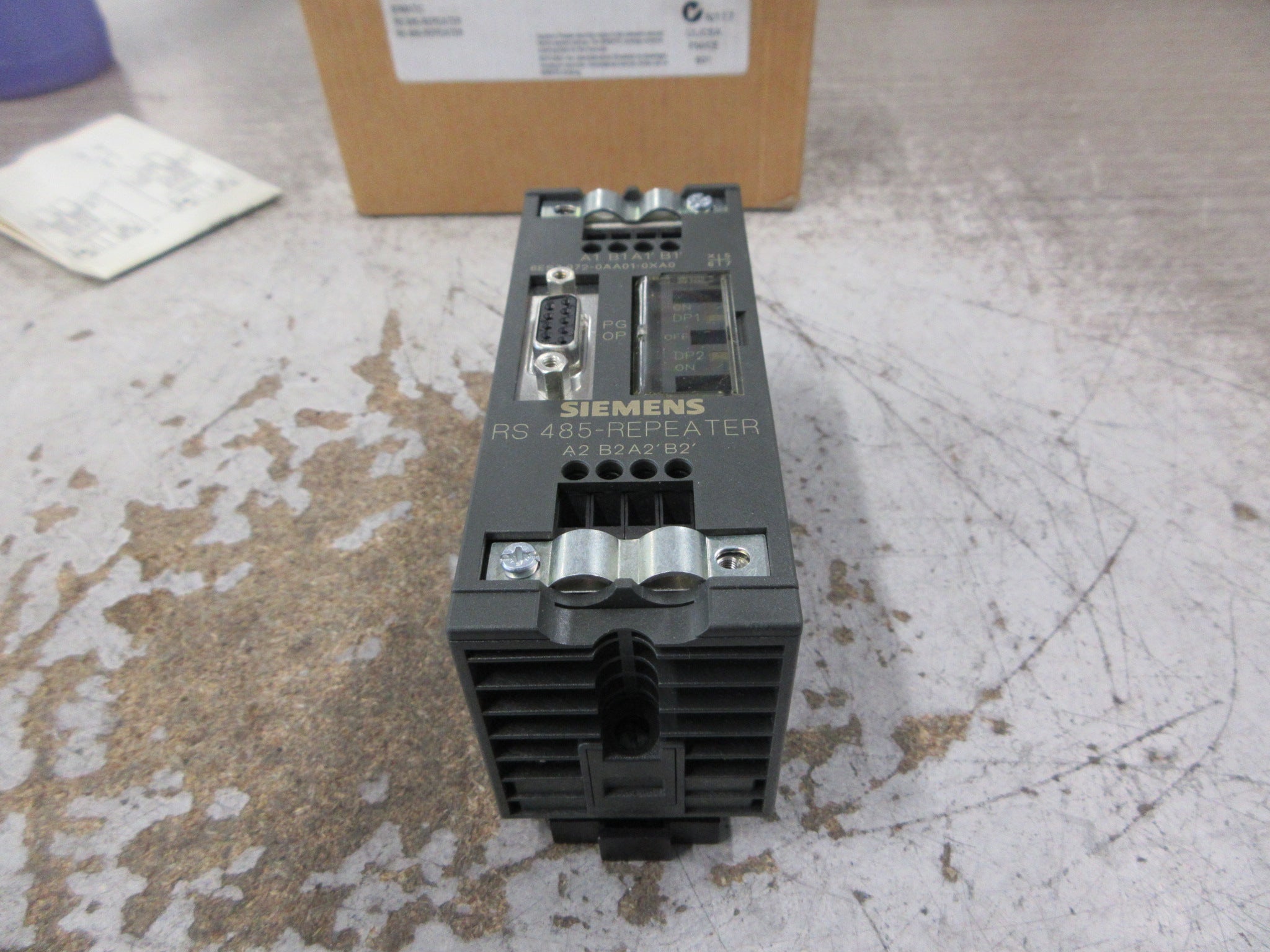McGraw-Edison NX Fuse Support W/ Fuse 4-93 200A Max 15.5KV 3C Amp Fuse Used