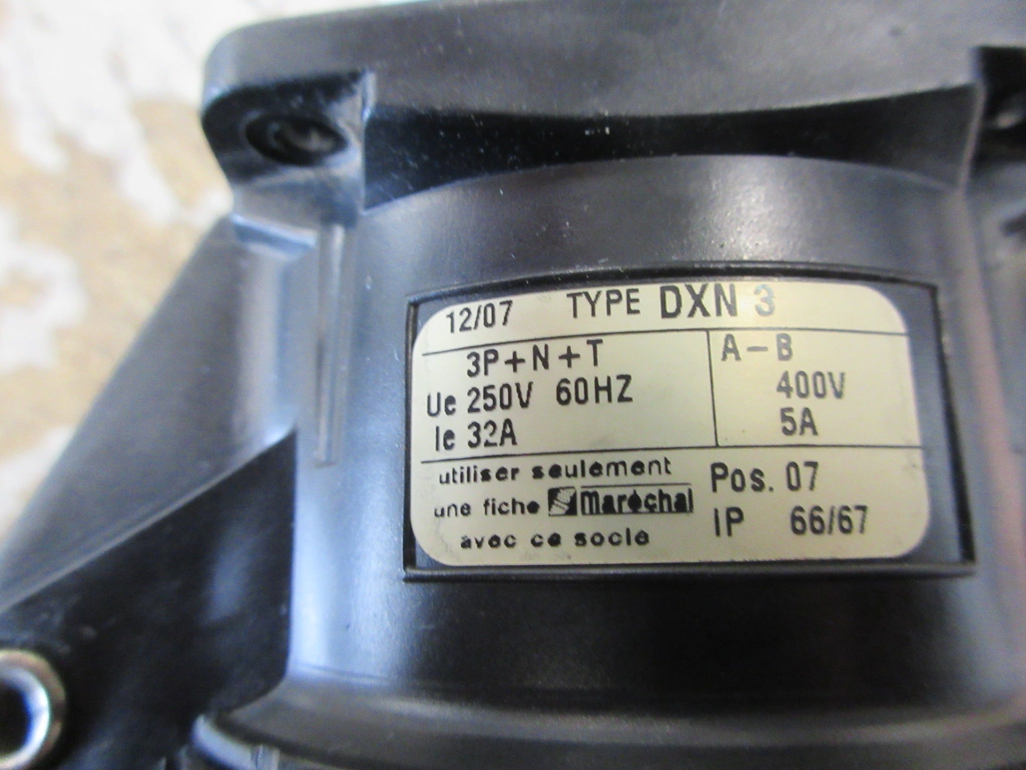 Marechal Receptacle DXN 3 32A 250V 60Hz Used