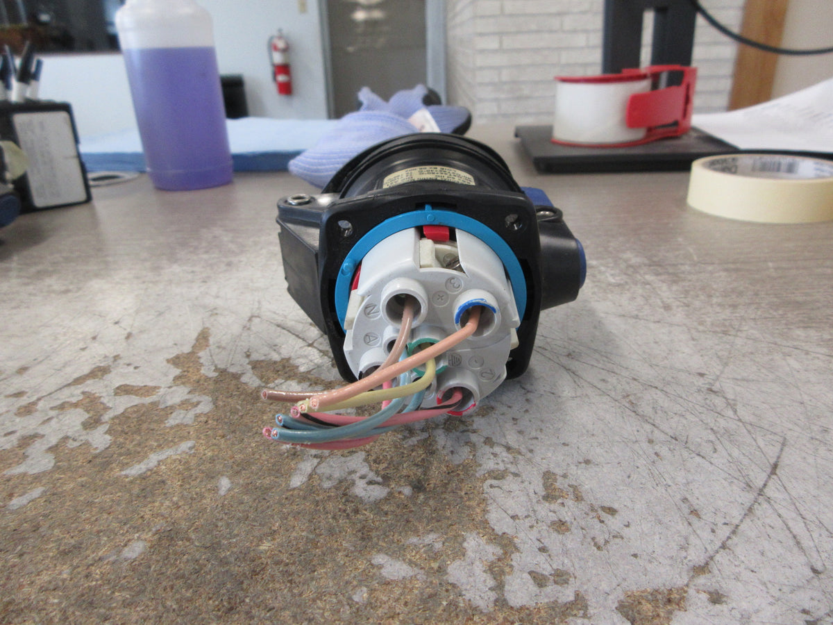 Marechal Receptacle DXN 3 32A 250V 60Hz Used