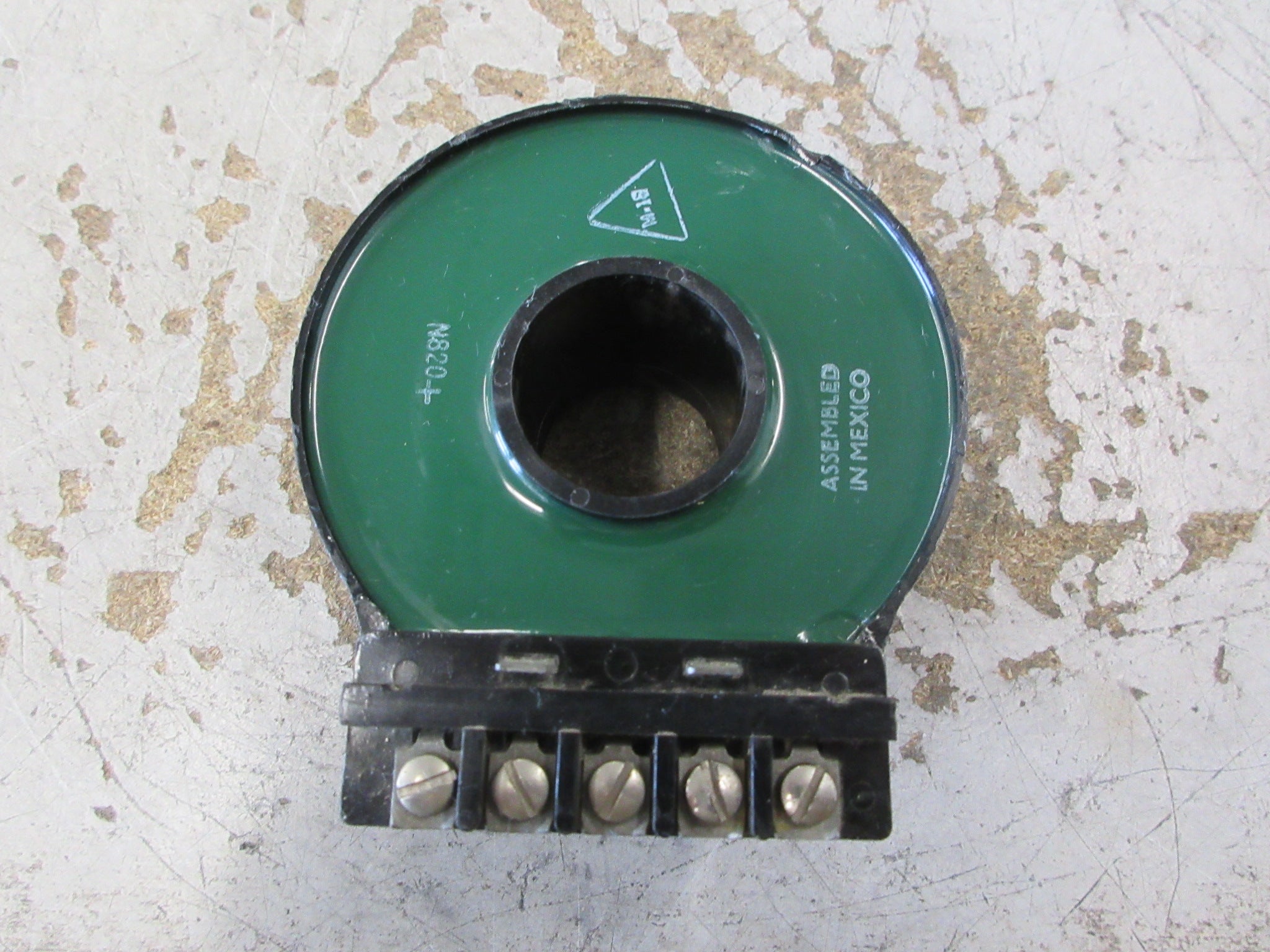 GE Current Transformer 139C4970G165 800-1000A Used