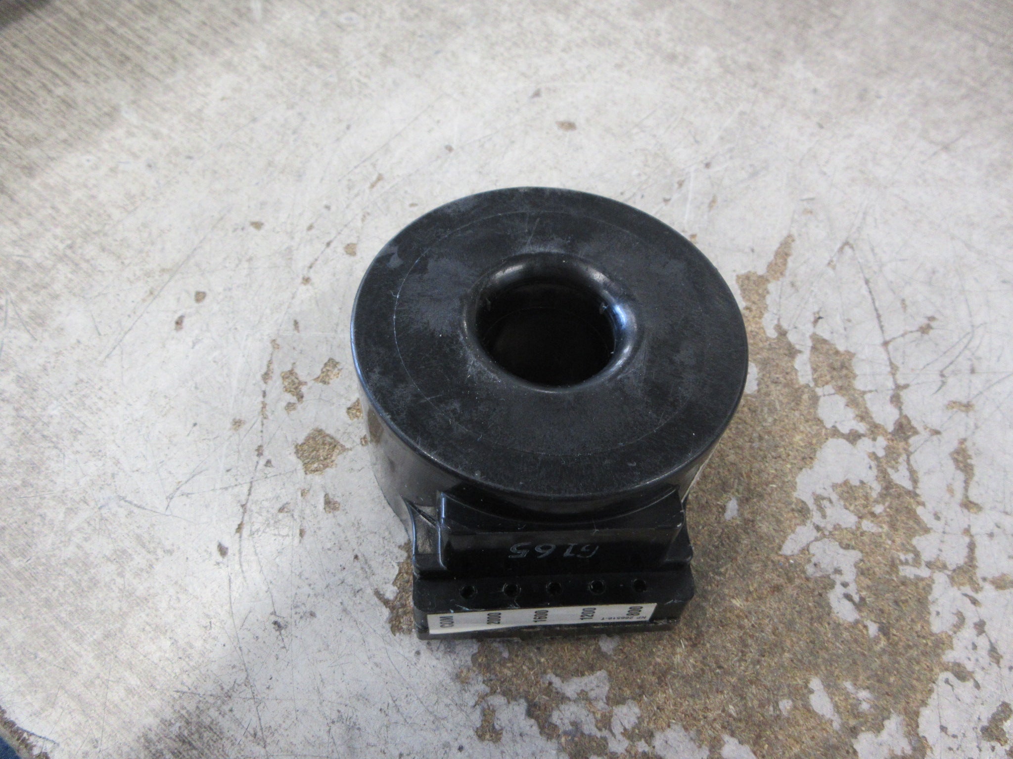 GE Current Transformer 139C4970G165 800-1000A Used