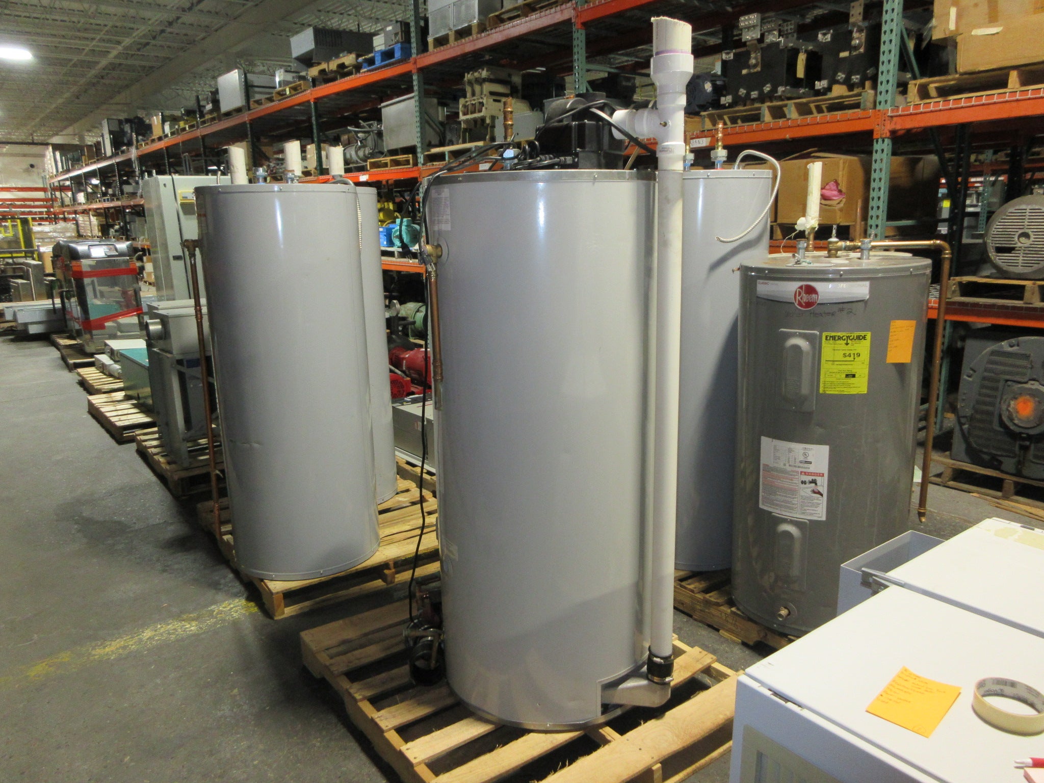 Bradford Defender Natural Gas Tank Water Heater RG2PDV75H6N 80,000BTU Used