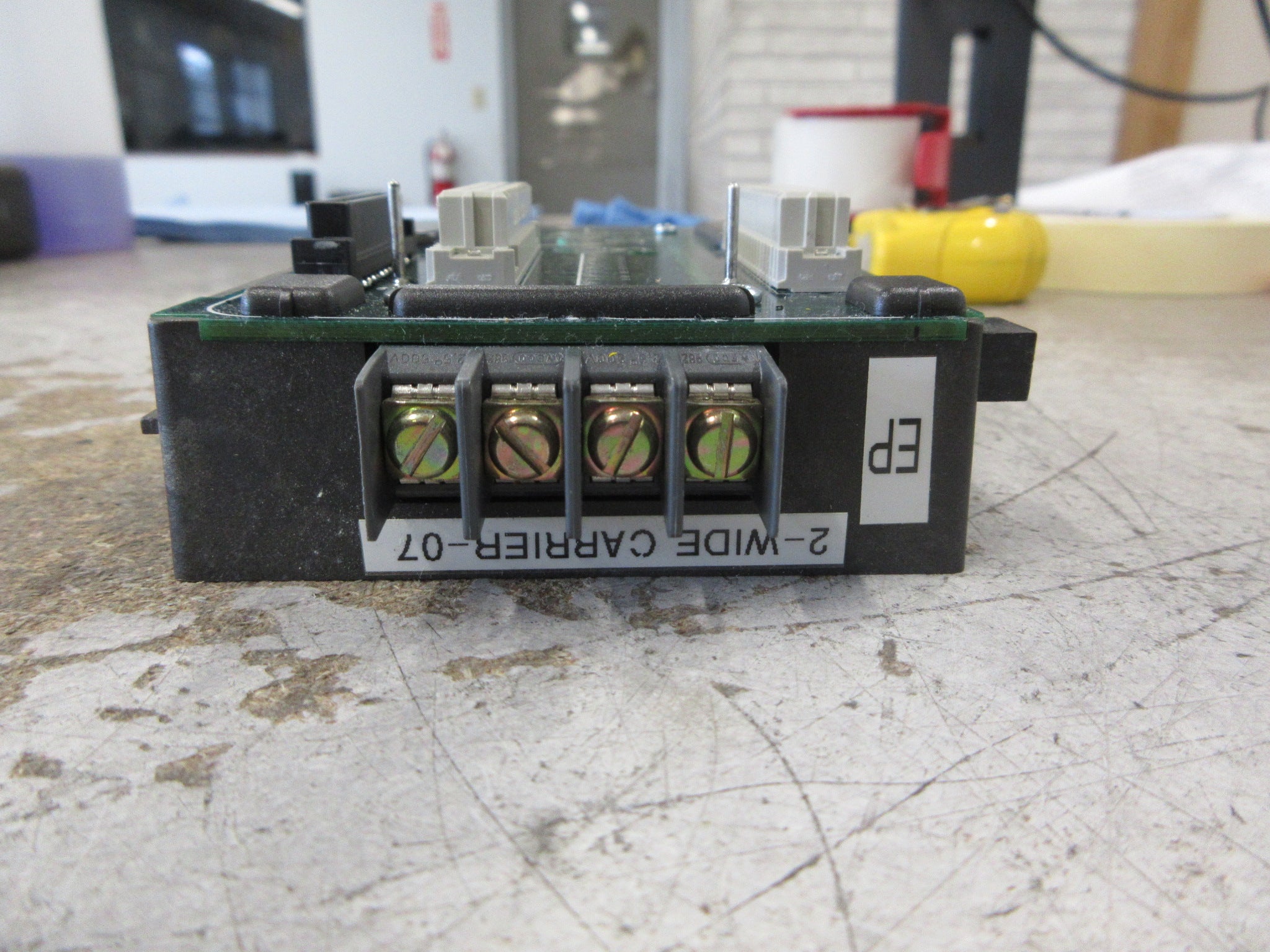 Fisher Rosemount KJ4001X1-BA2 2-Wide Carrier 12P1562X042 Rev. D Used