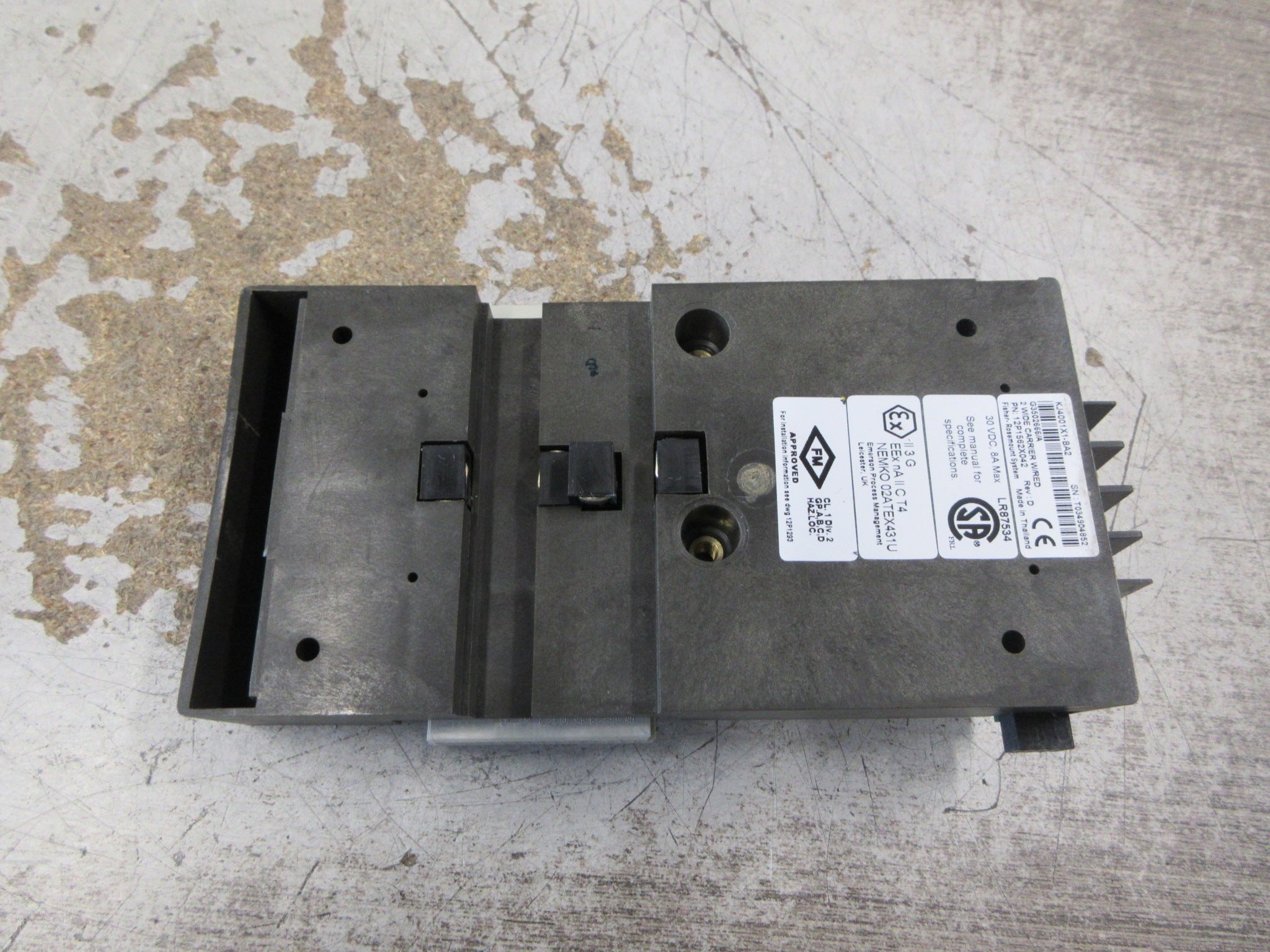 Fisher Rosemount KJ4001X1-BA2 2-Wide Carrier 12P1562X042 Rev. D Used