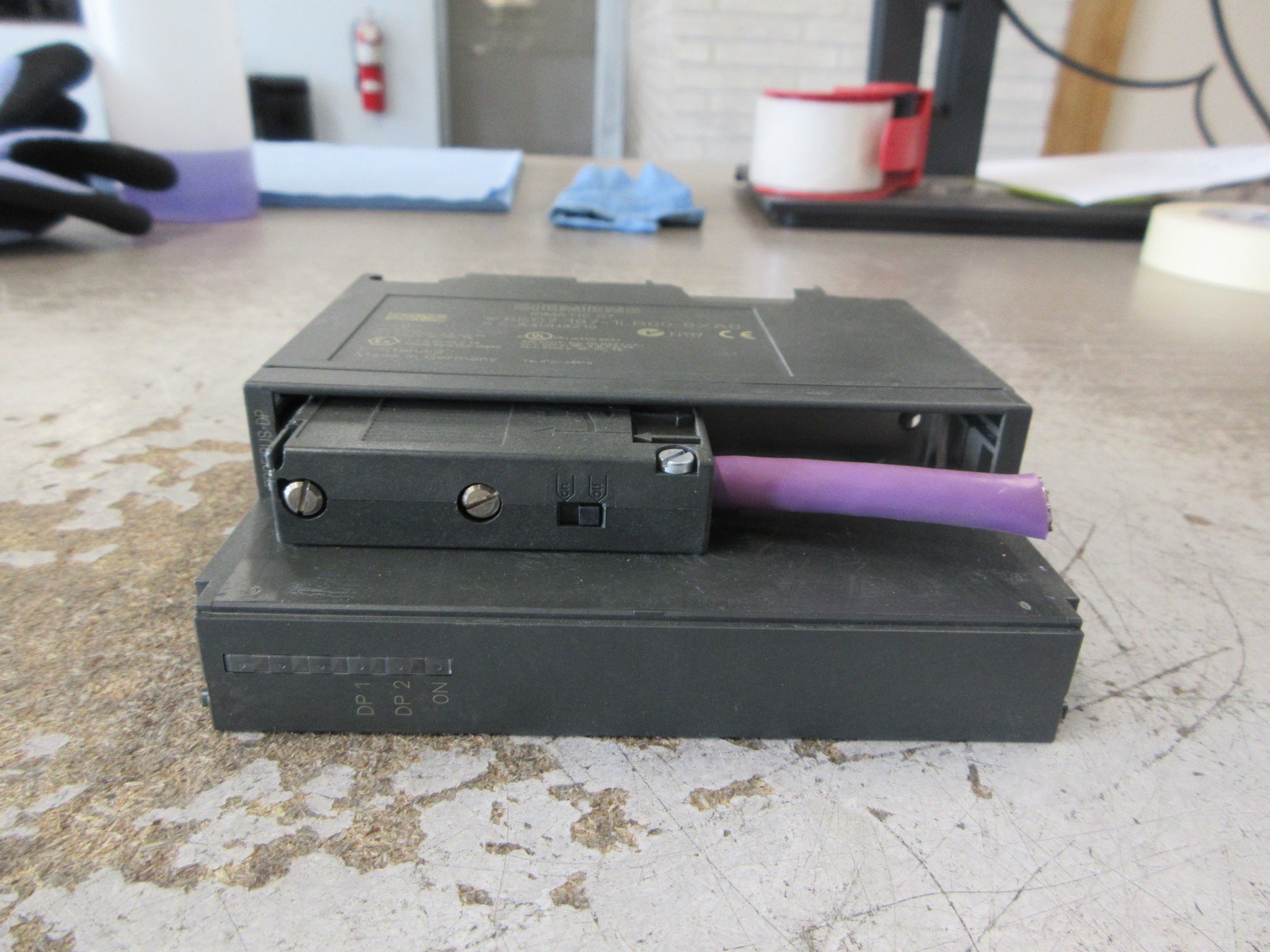 Siemens Simatic S7 Y-Coupler Module 6ES7 197-1LB00-0XA0 E-Stand: 3 Used