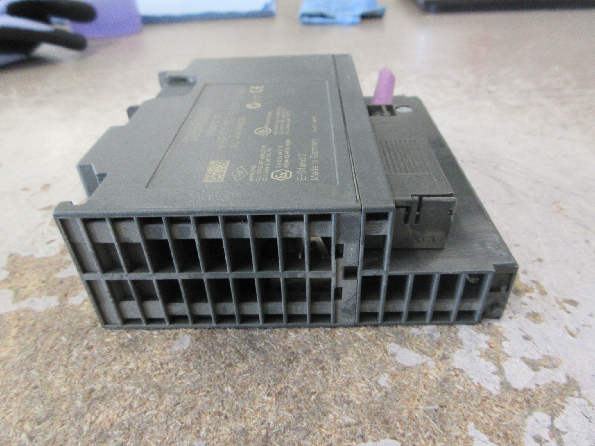Siemens Simatic S7 Y-Coupler Module 6ES7 197-1LB00-0XA0 E-Stand: 3 Used