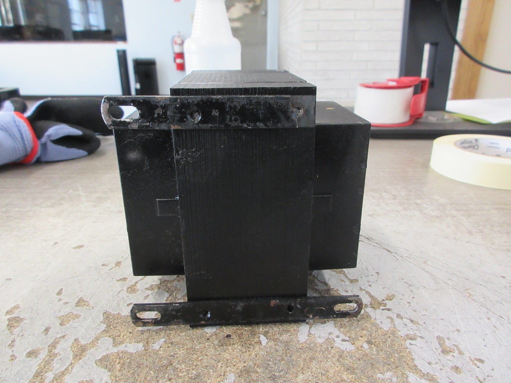 Dayton Control Transformer 31EH46 350VA Pri: 240/480V Sec: 24V 50/60Hz Used