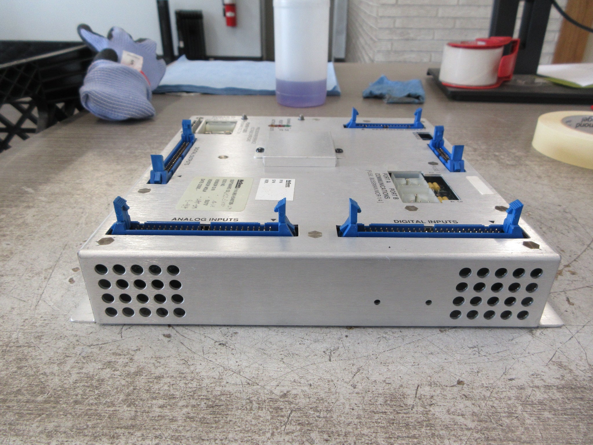 McQuay Chiller Control Module 860-654873B-50 S/W: SC3-E18A Used