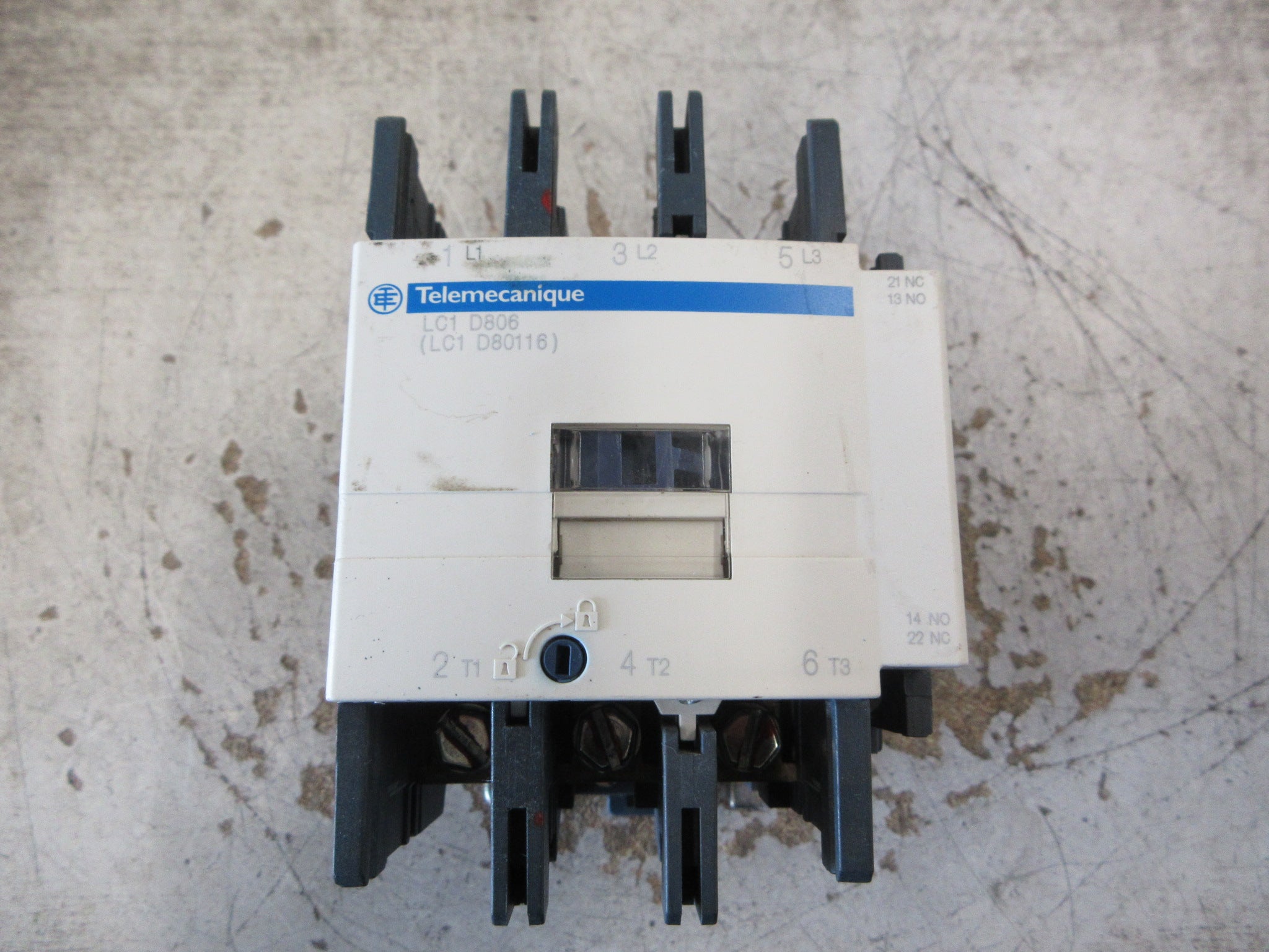 Telemecanique Contactor LC1 D806 / LC1 D80116 120V Coil 110A 600V Used