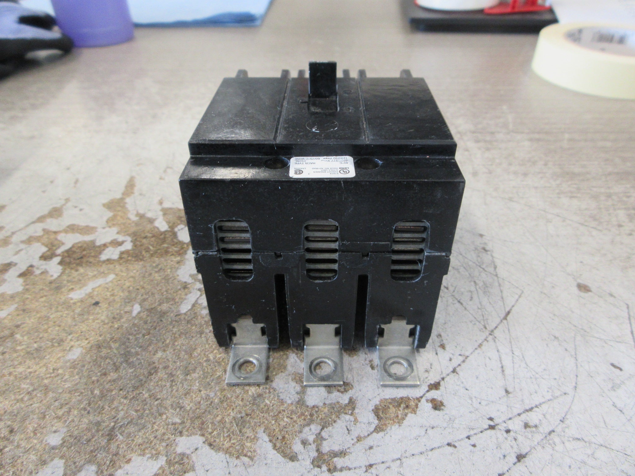 Eaton Bolt-On Circuit Breaker GHB3020 20A 240/277/480V 3P Used