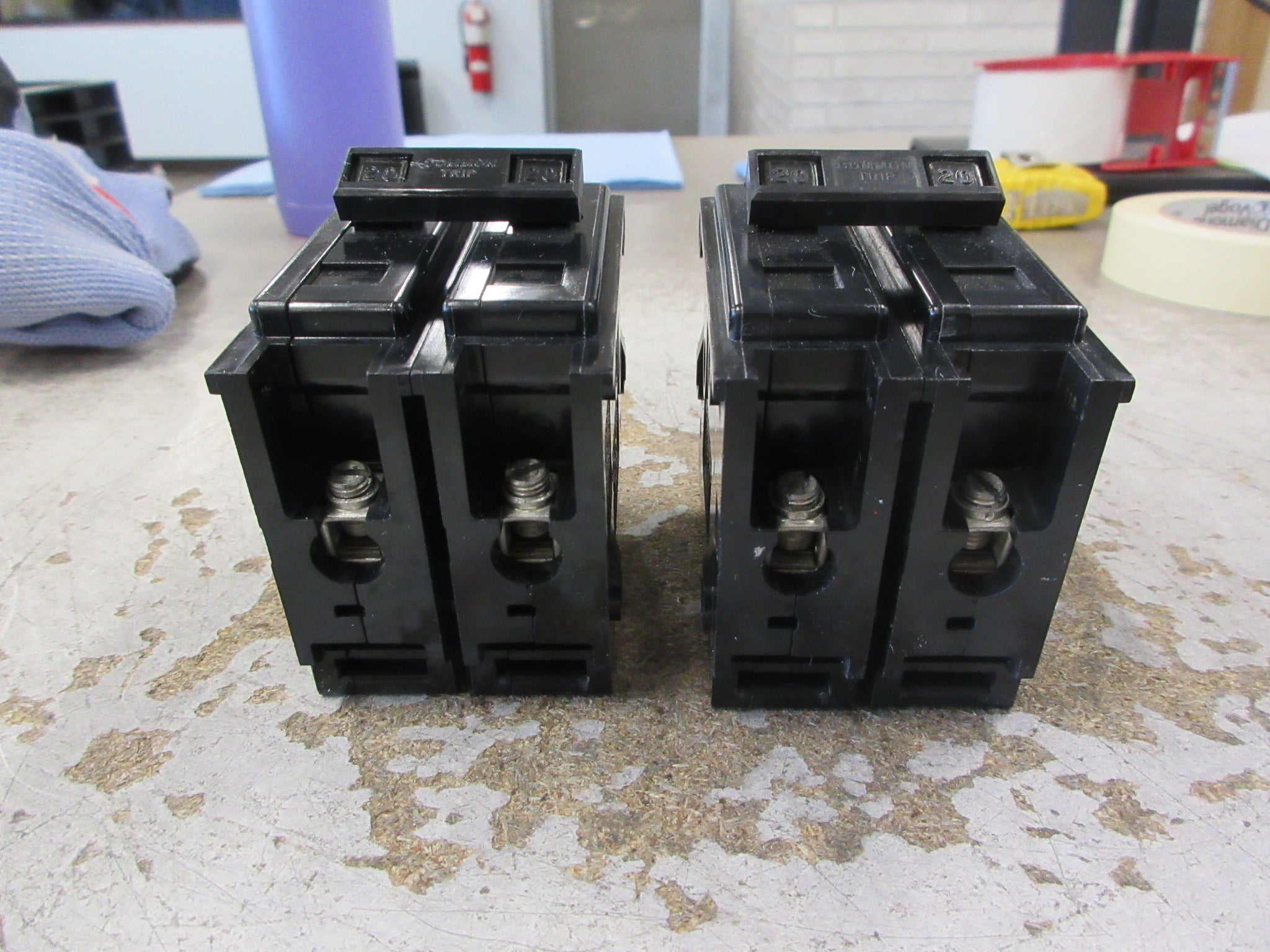 Cutler-Hammer Type BA Circuit Breaker BA220 20A 120/240V 2P *Lot of 2* Used