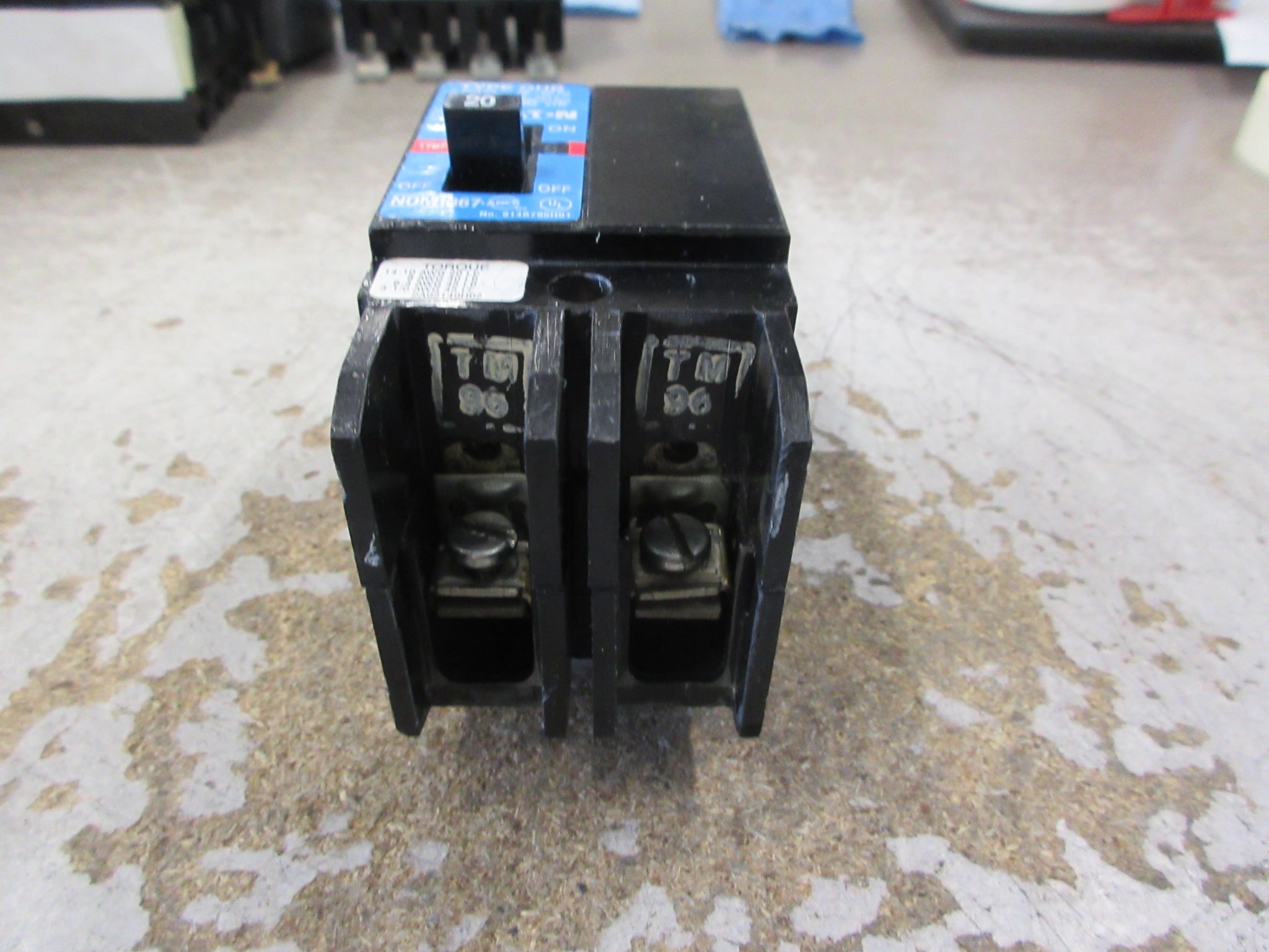 Eaton Bolt-On Circuit Breaker GHB2020 20A 240/277/480V 2P Used