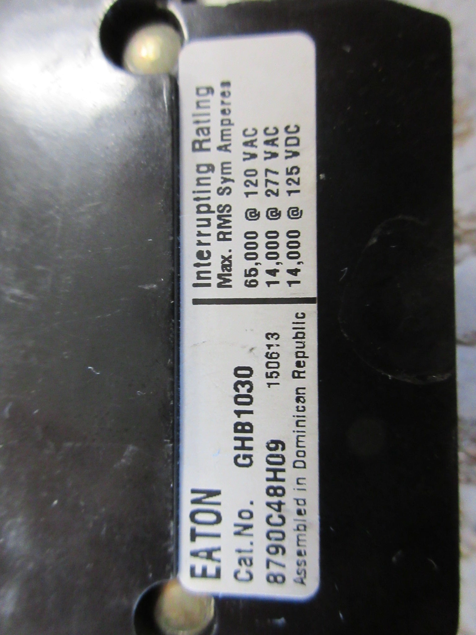 Eaton Bolt-On Circuit Breaker GHB1030 30A 120/277V 1P Used