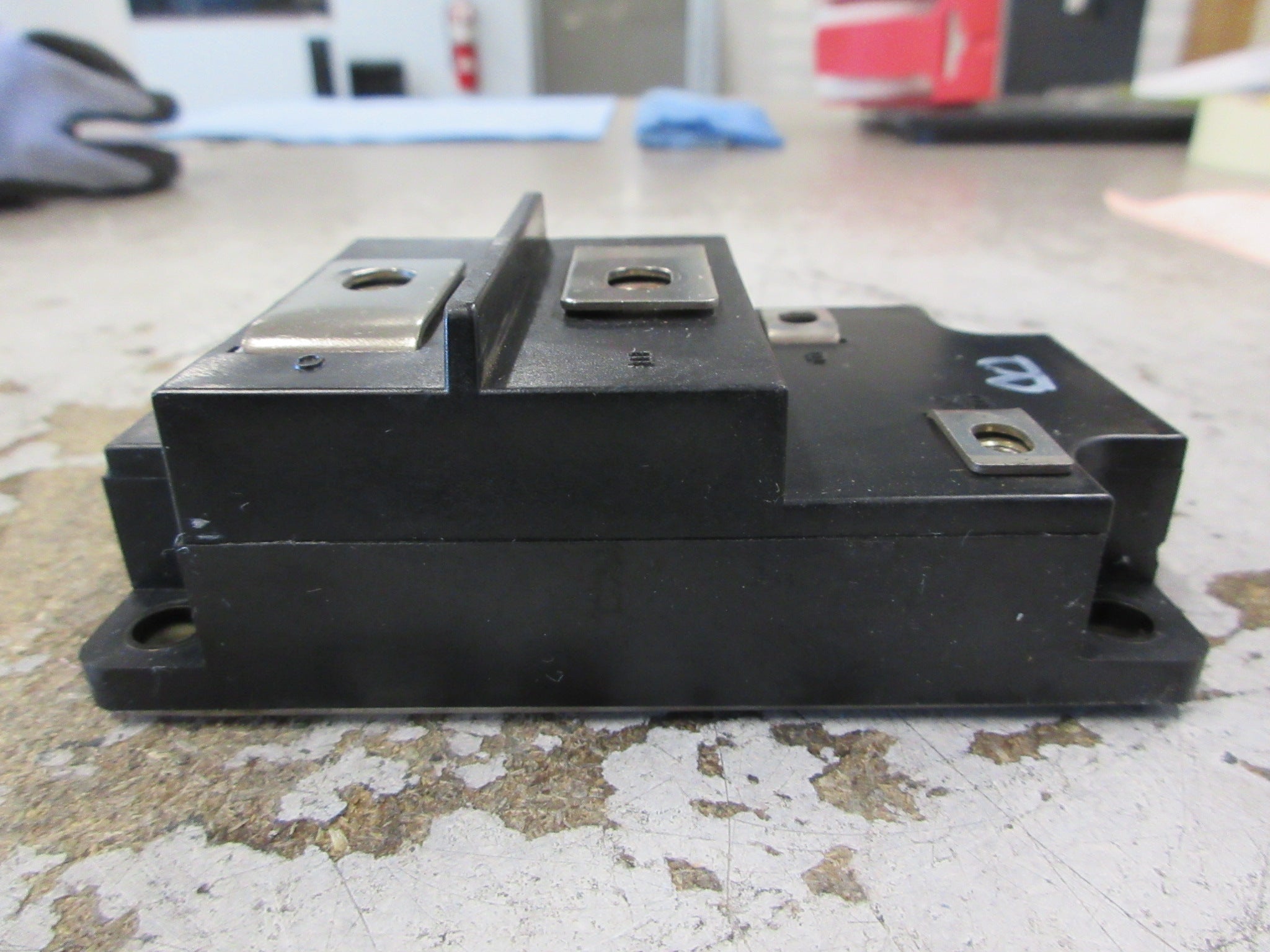 Mitsubishi Transistor module QM200HA-2H 200A 1000V Used