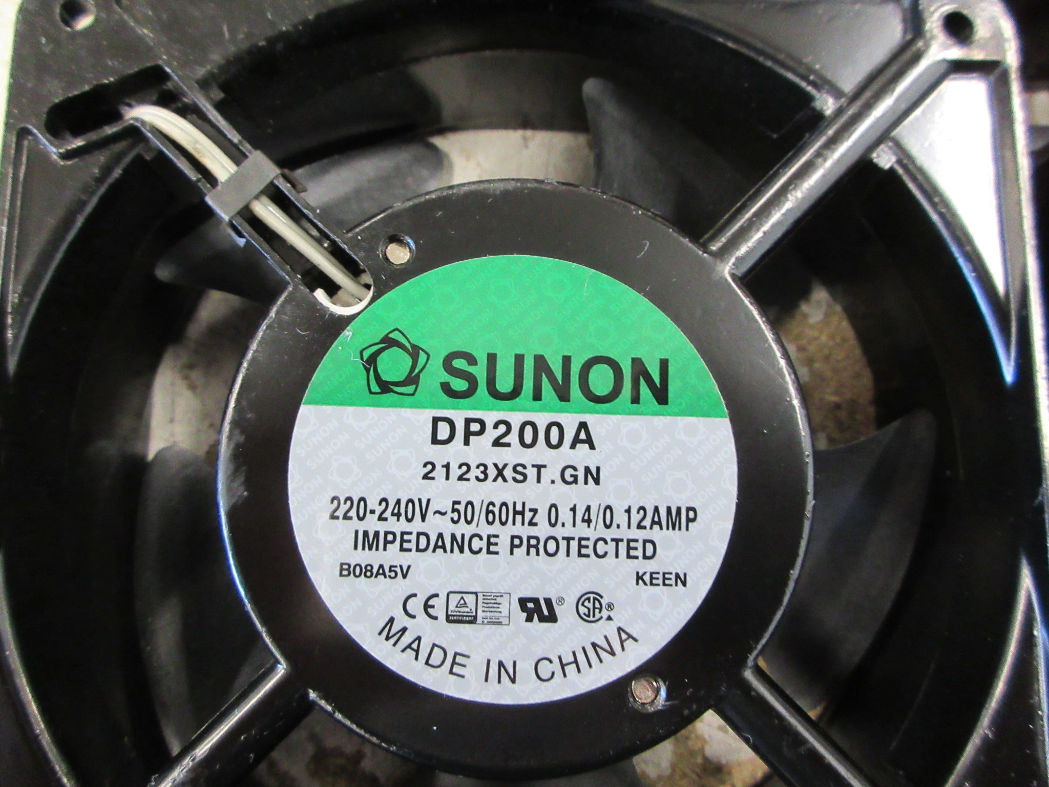 Sunon Axial Fan DP200A 220-240V 50/60Hz 0.14/0.12A *Lot of 4* Used