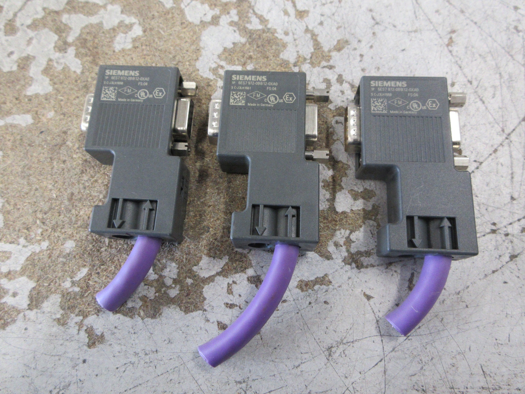 Siemens Profibus Connector 6ES 972-0BB12-0XA0 FS: 04 *Lot of 3* Used