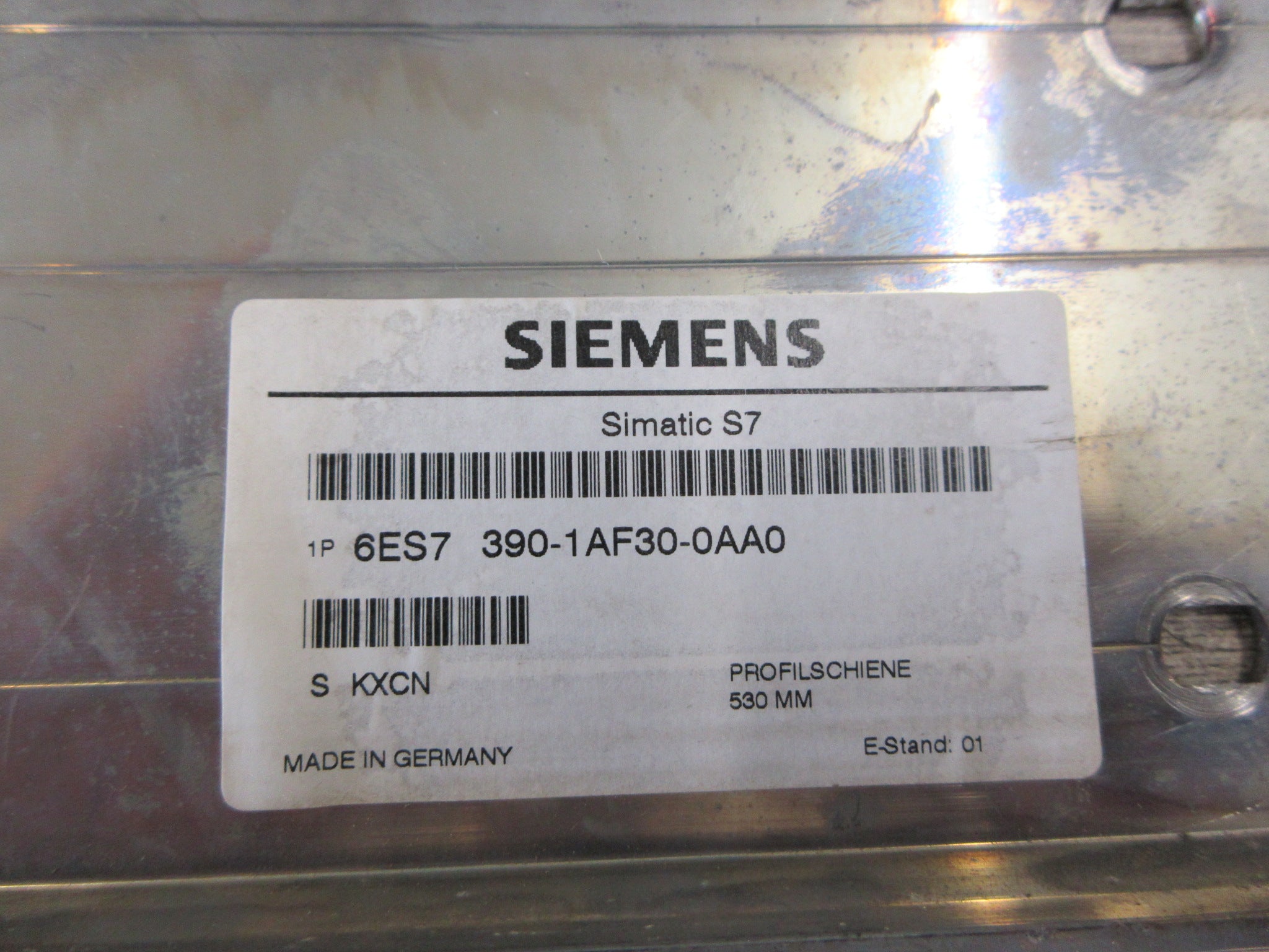 Siemens Simatic S7 Mounting Rail 6ES7 390-1AF30-0AA0 E-Stand: 10 530mm Used