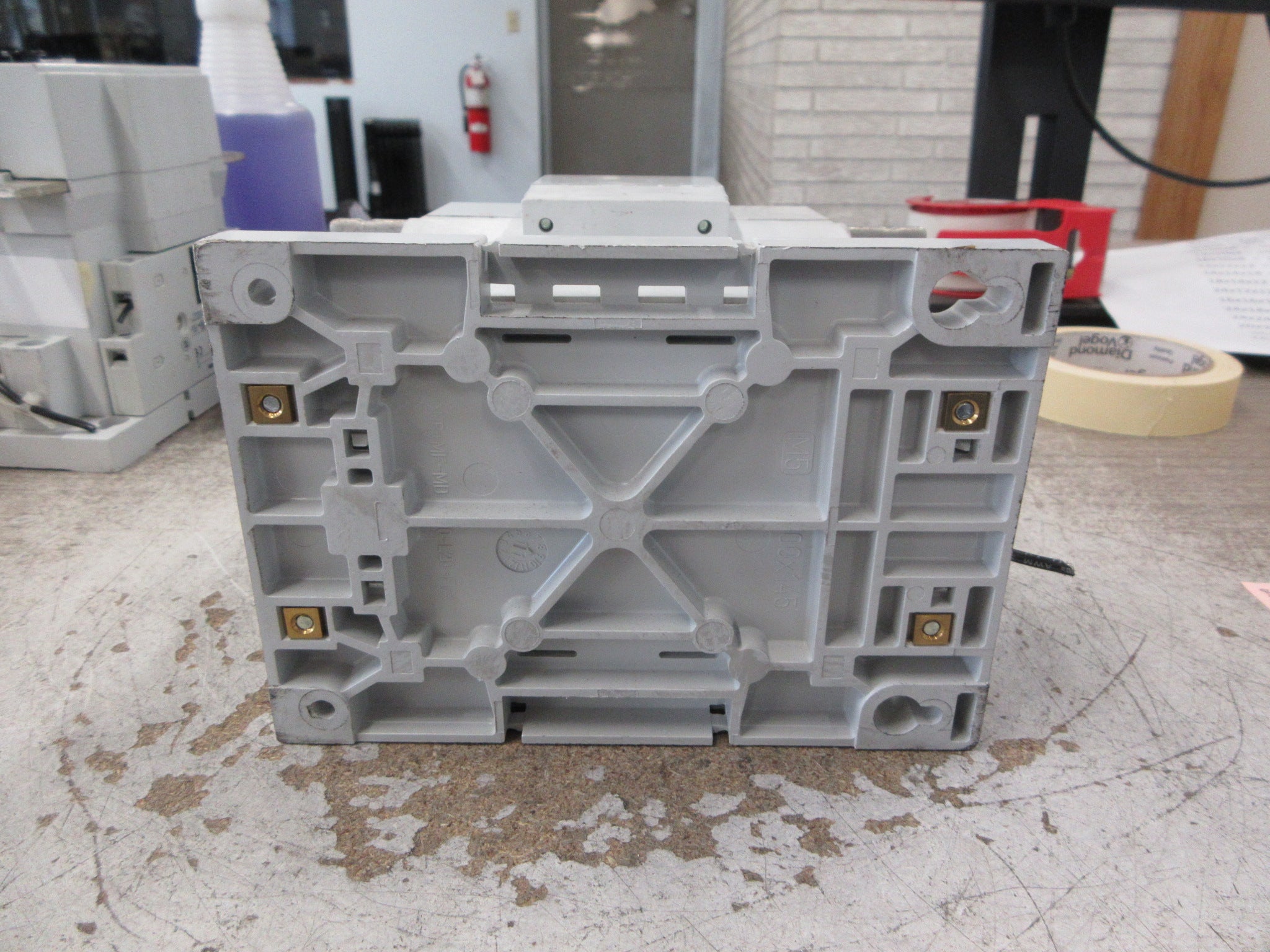 Allen-Bradley Contactor 100-D140 208-277V Coil 140A 600V (1) Aux Contacts Used