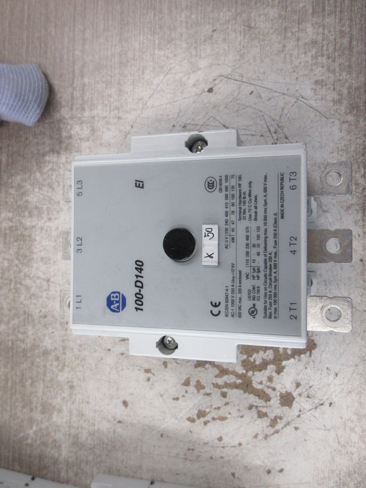 Allen-Bradley Contactor 100-D140 208-277V Coil 140A 600V Used
