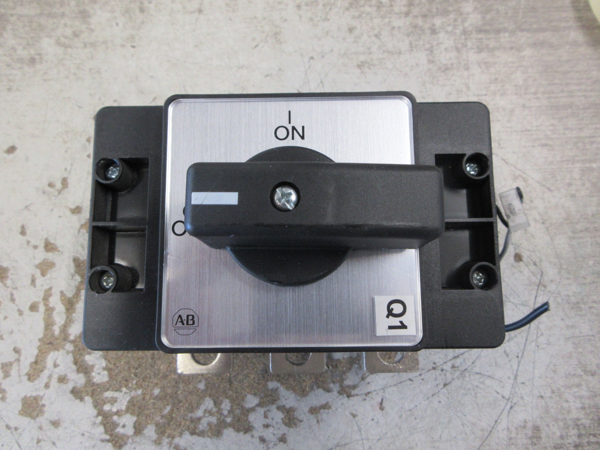 Allen-Bradley Load Switch 194E-B250-1753S Ser. B 250A 600V Used