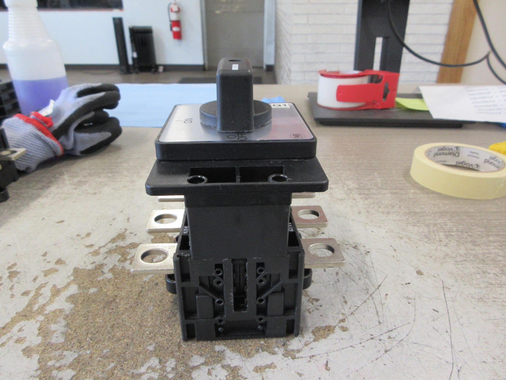 Allen-Bradley Load Switch 194E-B250-1753S Ser. B 250A 600V Used