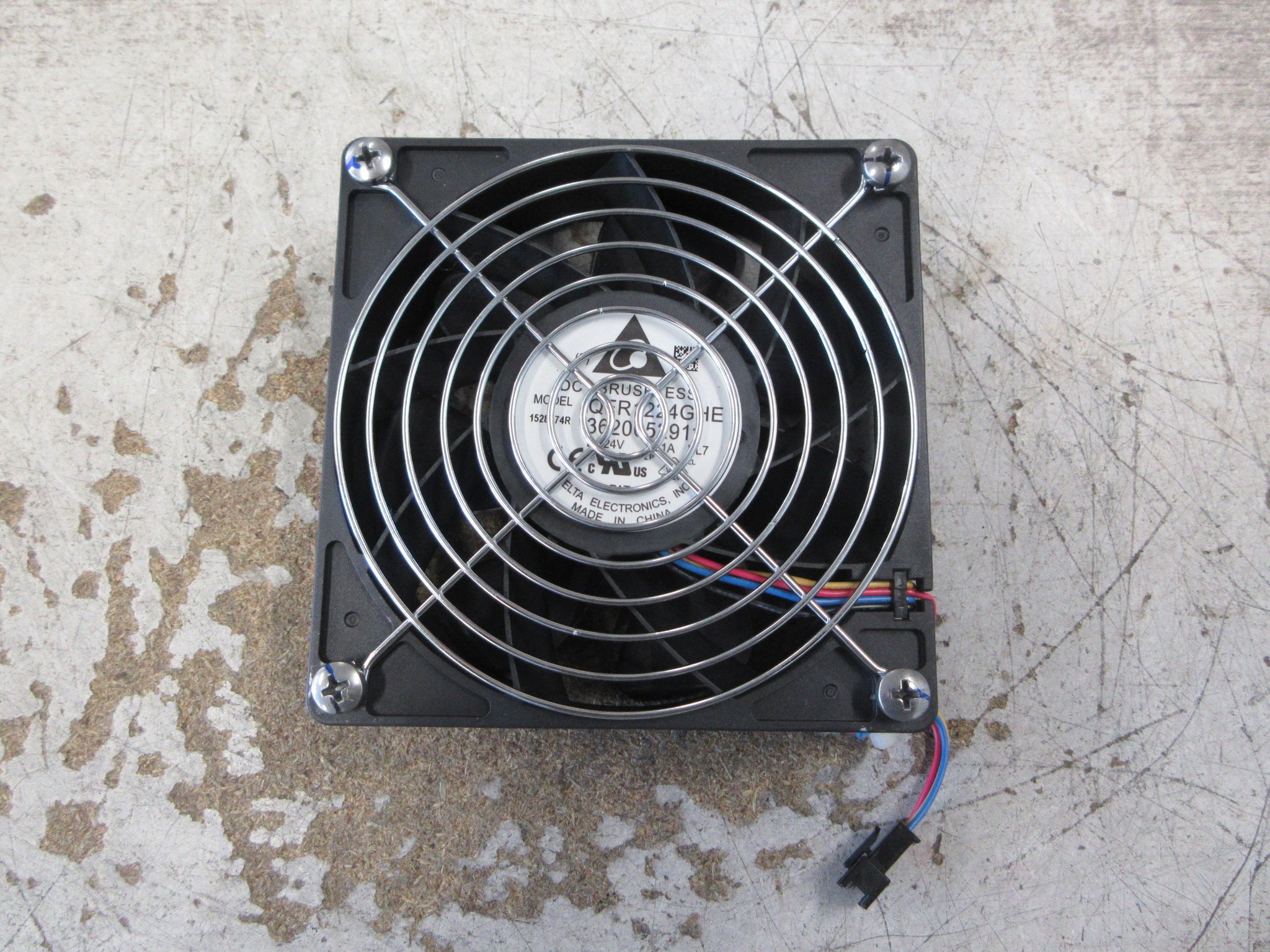 Delta Axial Fan QFR1224GHE 24VDC 1.41A W/Grille Used