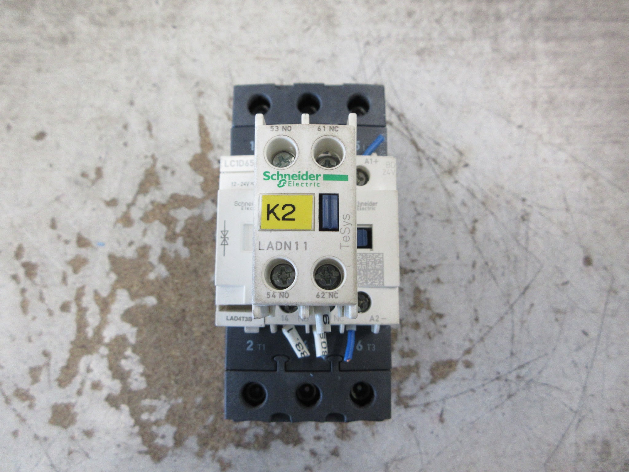Schneider Electric Contactor LC1D65A 24VDC Coil 80A 600V Used