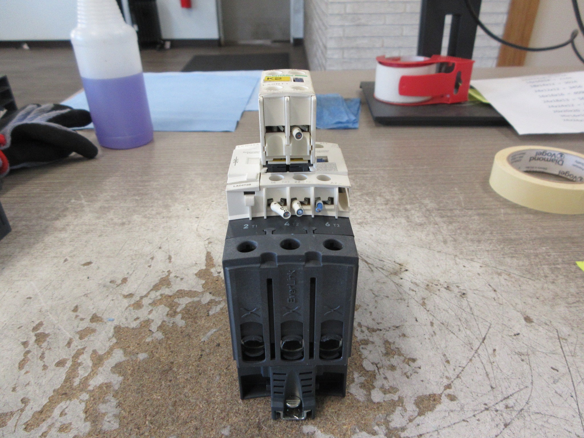 Schneider Electric Contactor LC1D65A 24VDC Coil 80A 600V Used