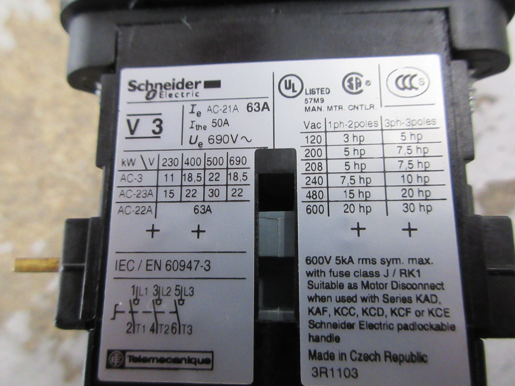 Schneider Electric Disconnect Switch V3 63A 600V Used