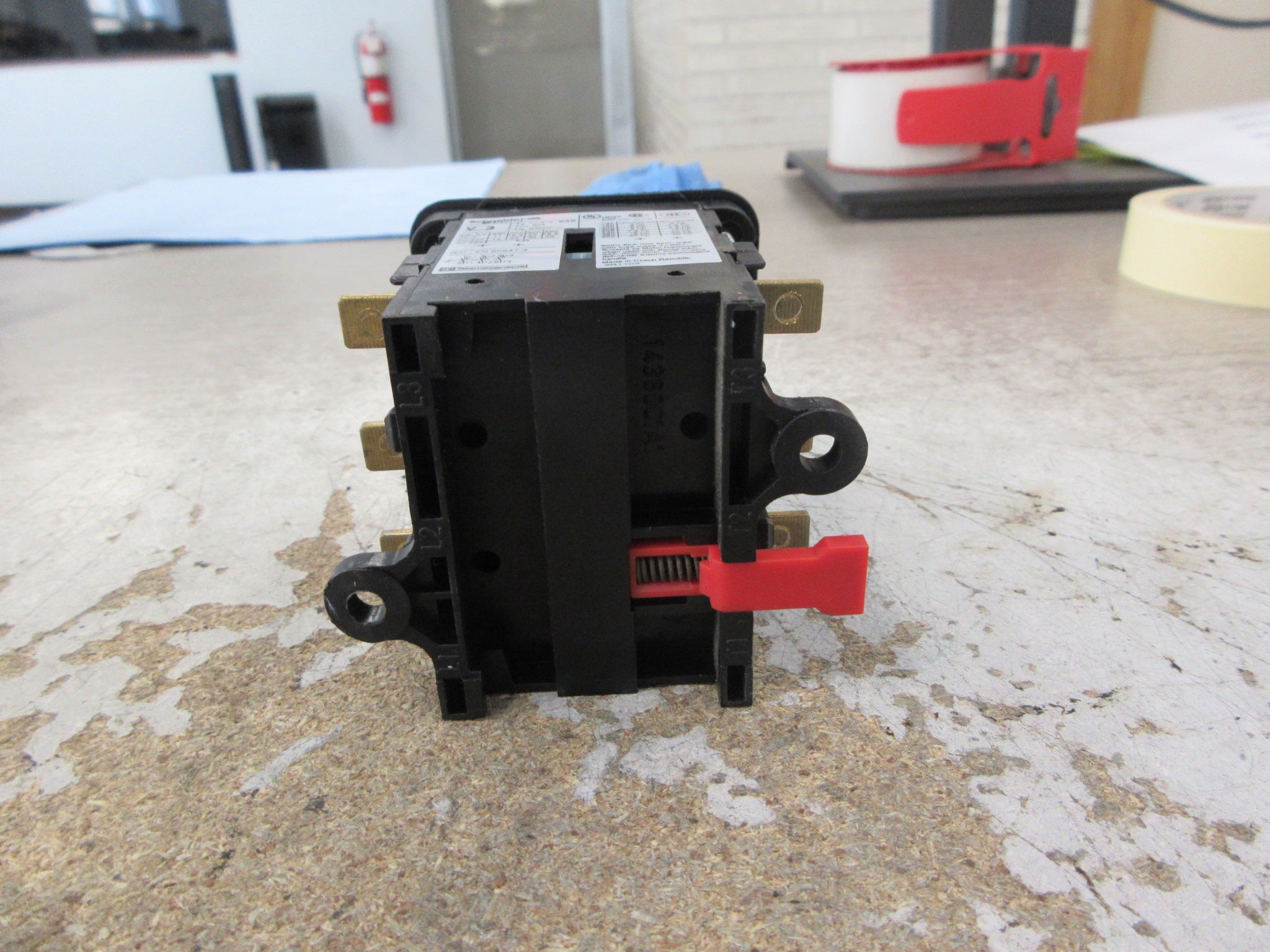 Schneider Electric Disconnect Switch V3 63A 600V Used