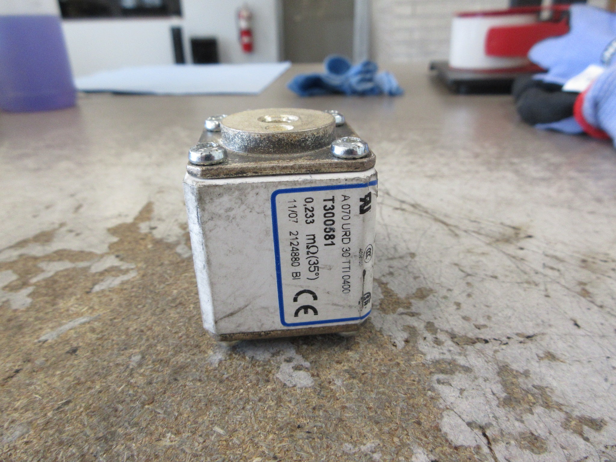 Ferraz Shawmut Protistor Fuse A070UD30TTI400 400A 700V Used