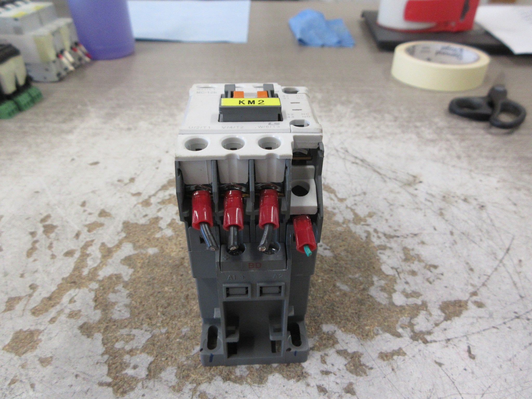 LS Metasol Contactor MC-12b 24VDC Coil 25A 600V Used