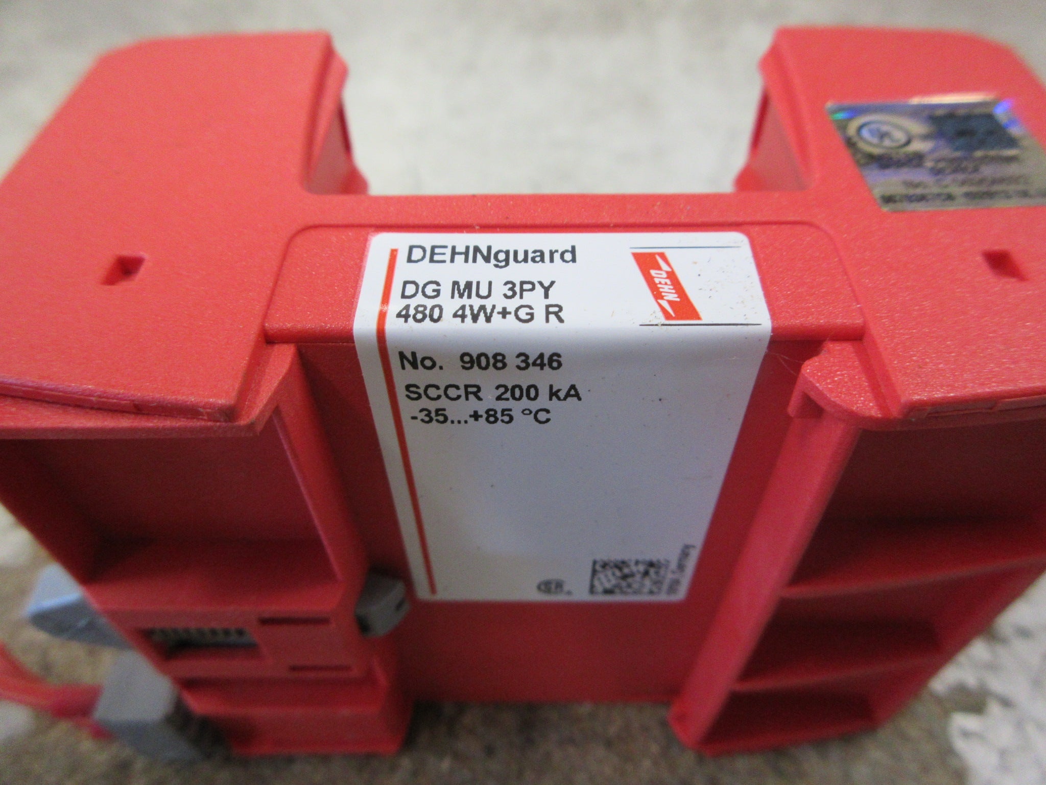 Dehn DEHNguard Surge Arrester Base 908 346 200kA DG MU 3PY 480 4W+GR Used