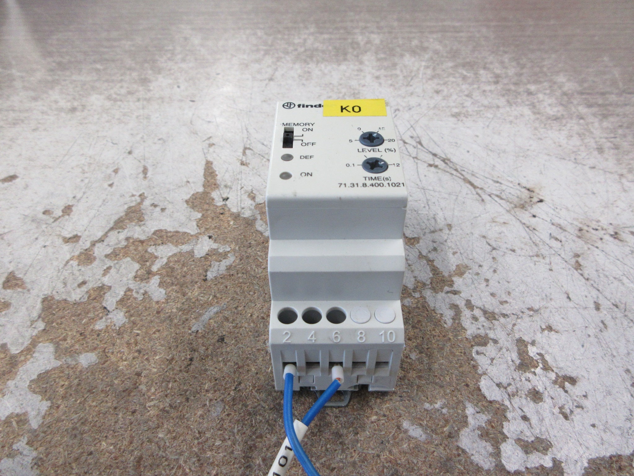Finder Voltage Monitoring Relay 71.31.8.400.1021 Used